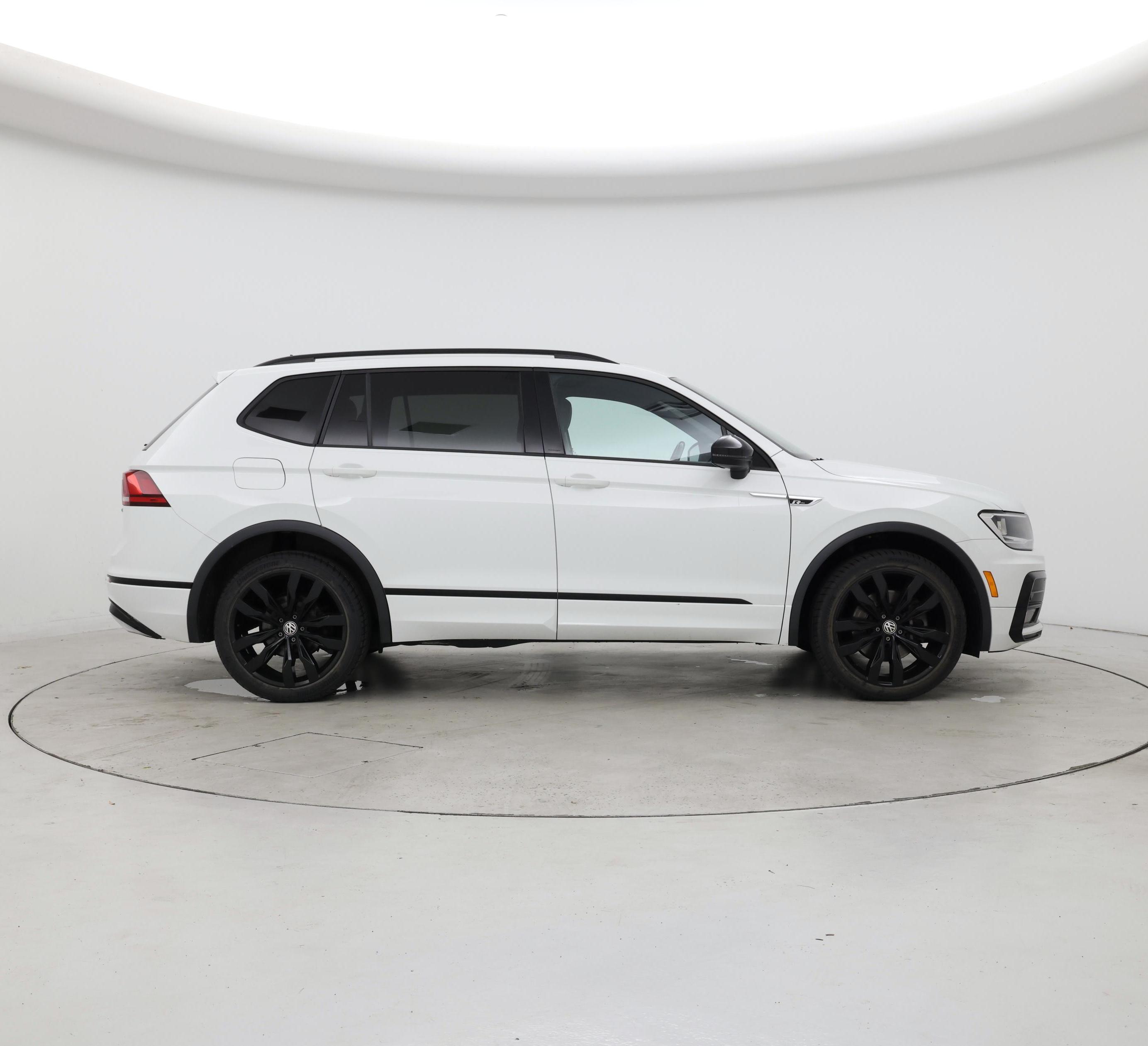 Thumbnail: 2021 Volkswagen Tiguan - 7