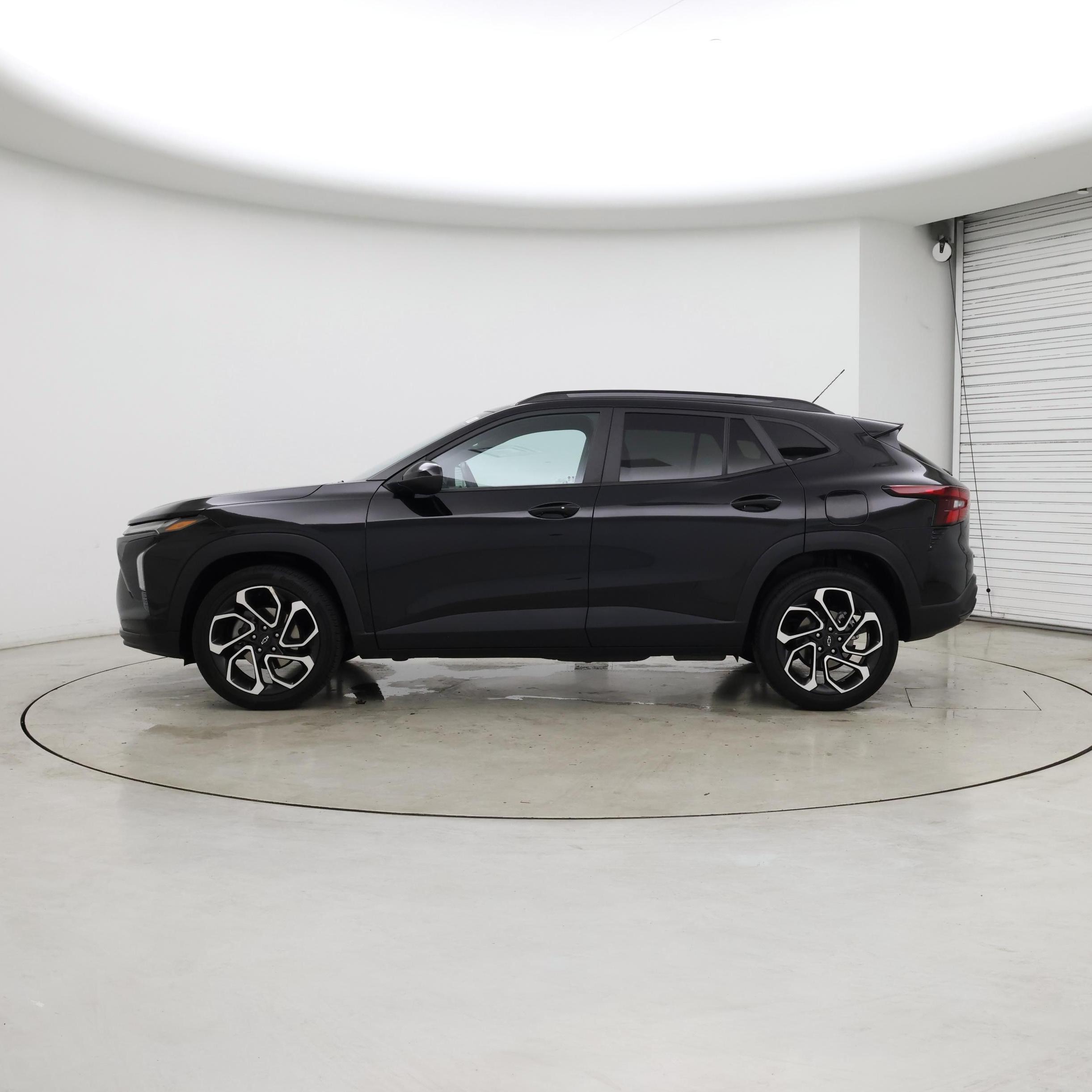 Thumbnail: 2024 Chevrolet Trax - 3