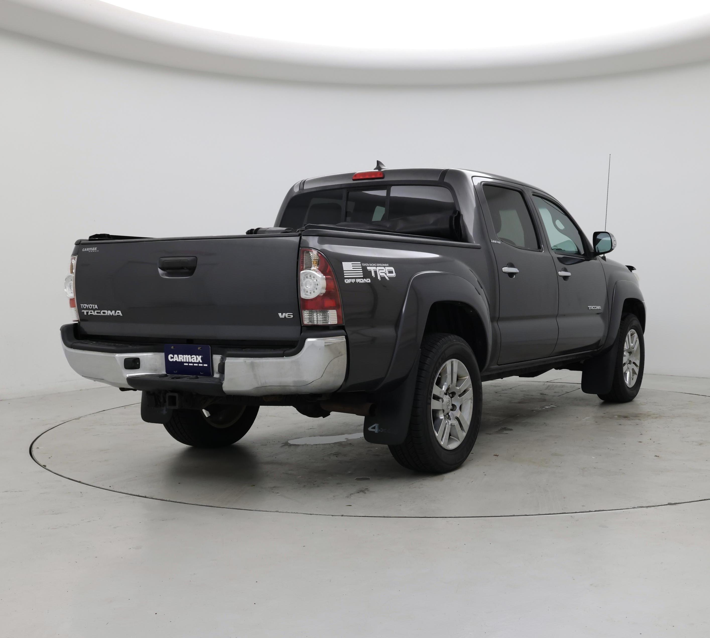 Thumbnail: 2014 Toyota Tacoma - 8