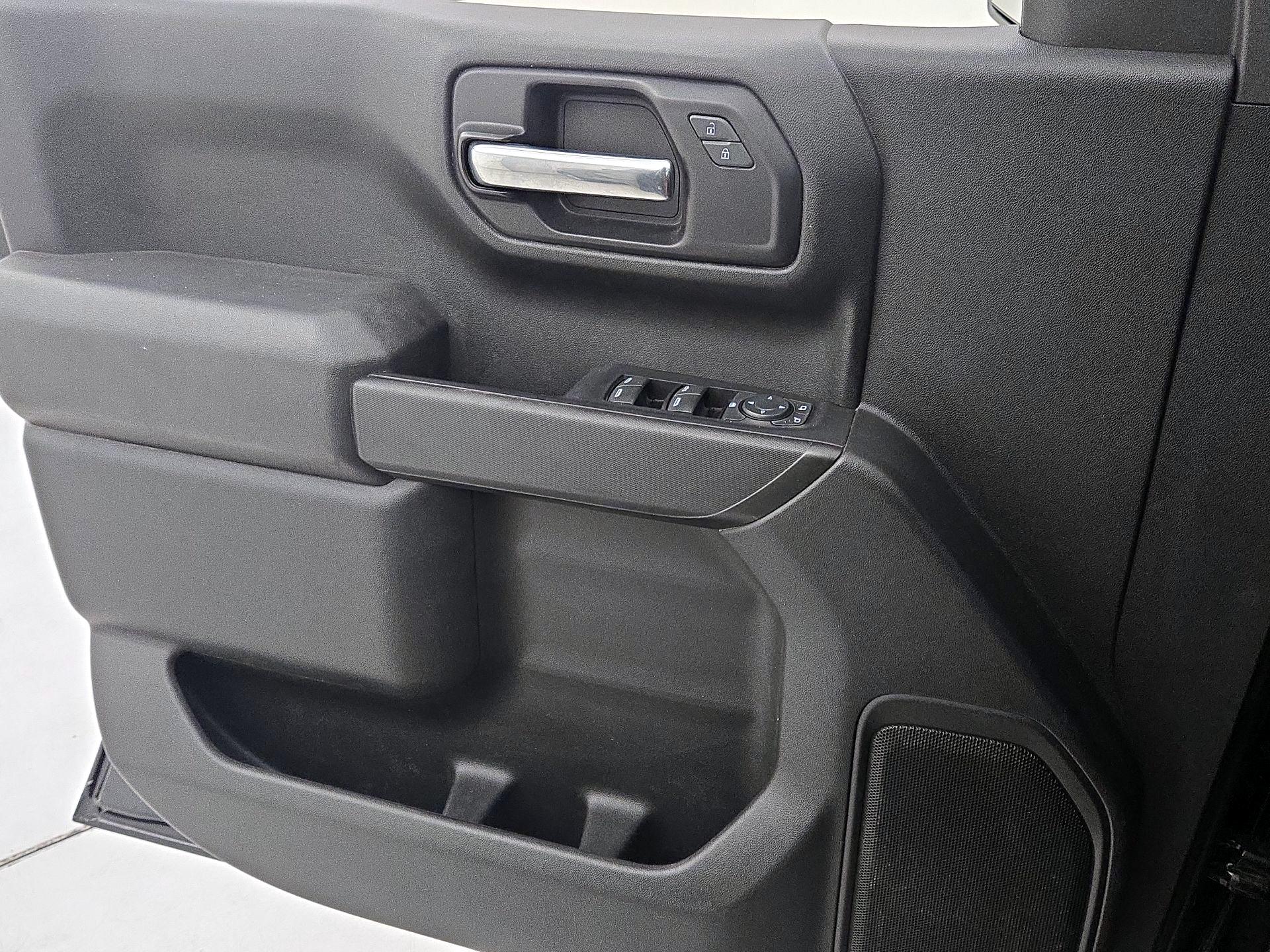 Thumbnail: 2022 Chevrolet Silverado 1500 - 12