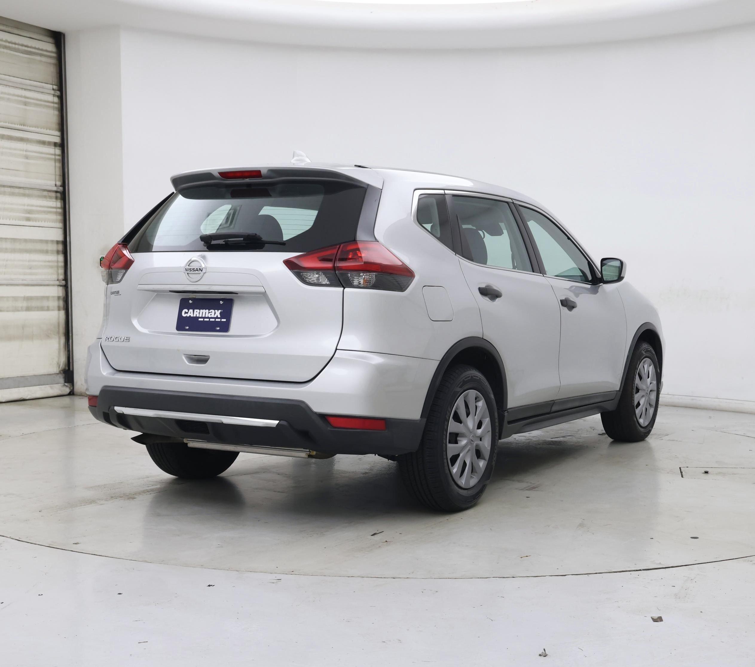 Thumbnail: 2020 Nissan Rogue - 8