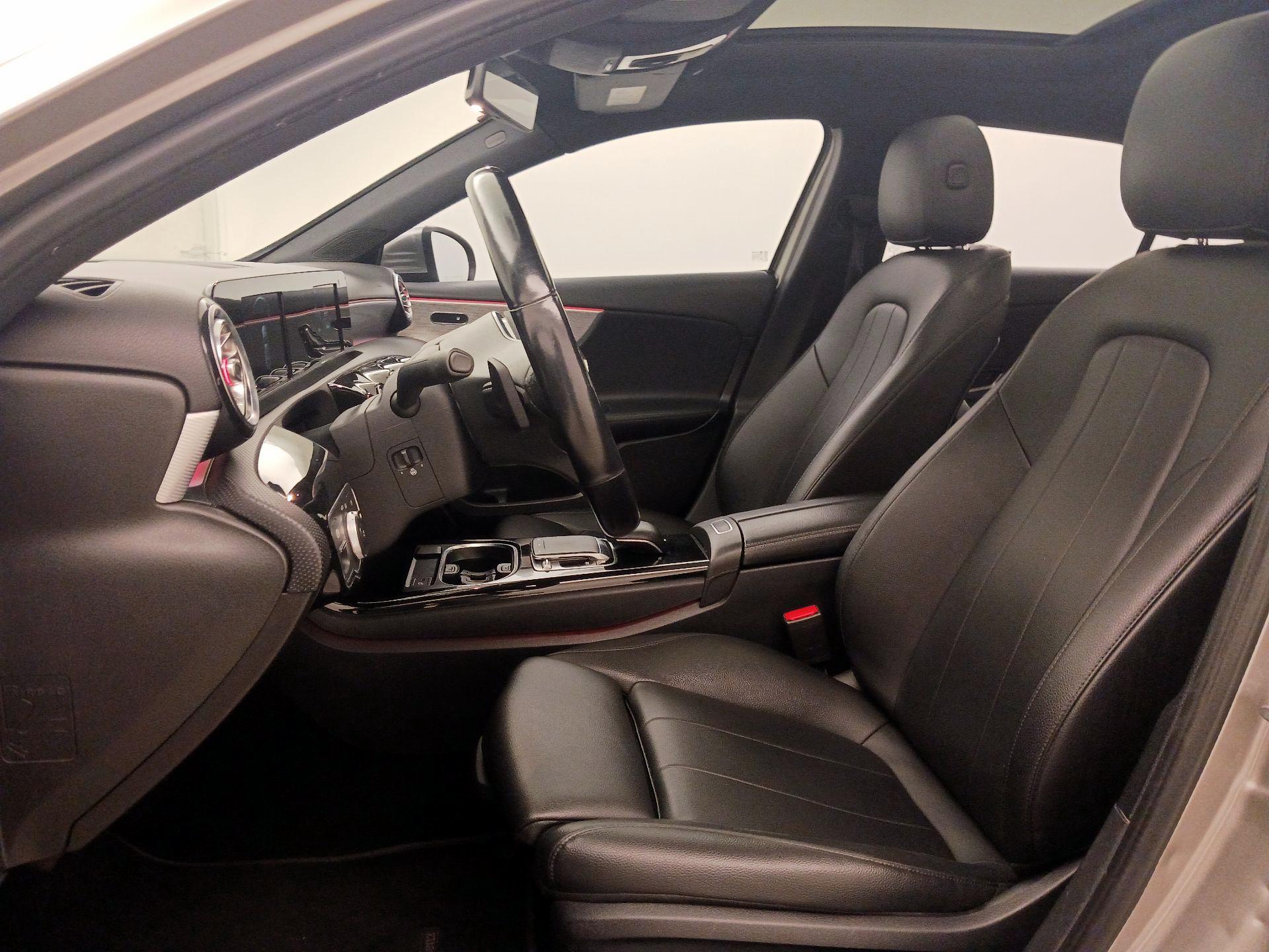 Thumbnail: 2019 Mercedes-Benz A-Class - 11