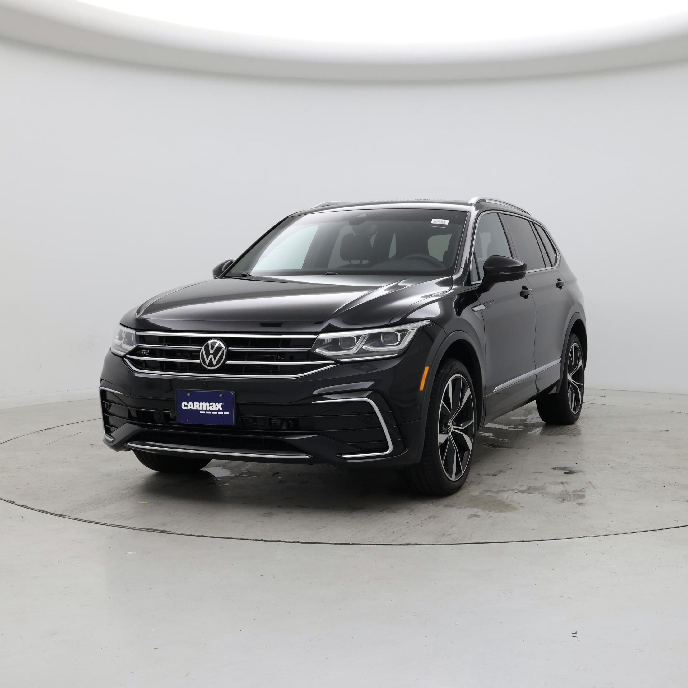 Thumbnail: 2022 Volkswagen Tiguan - 4
