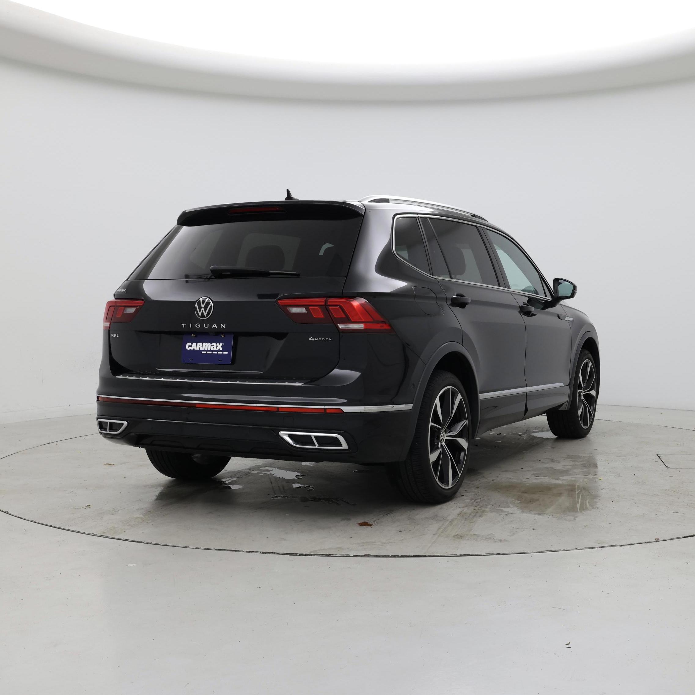 Thumbnail: 2022 Volkswagen Tiguan - 8
