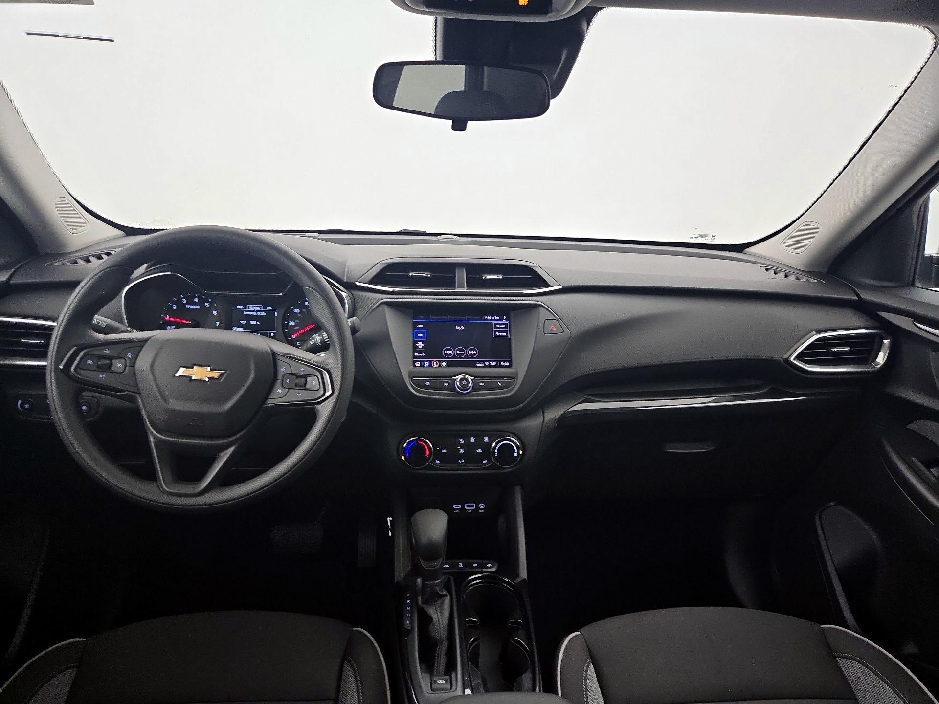 Thumbnail: 2023 Chevrolet TrailBlazer - 9