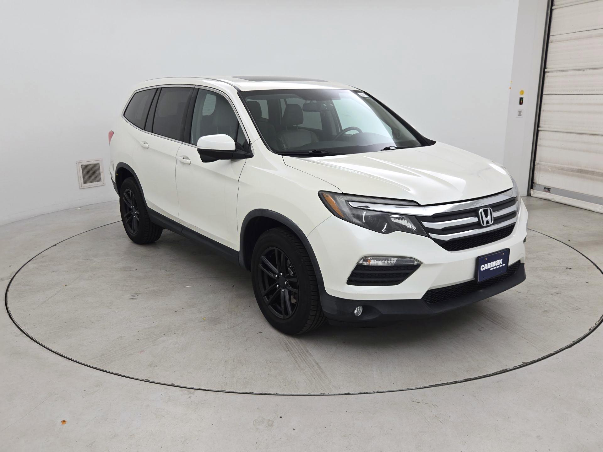 Thumbnail: 2016 Honda Pilot - 1