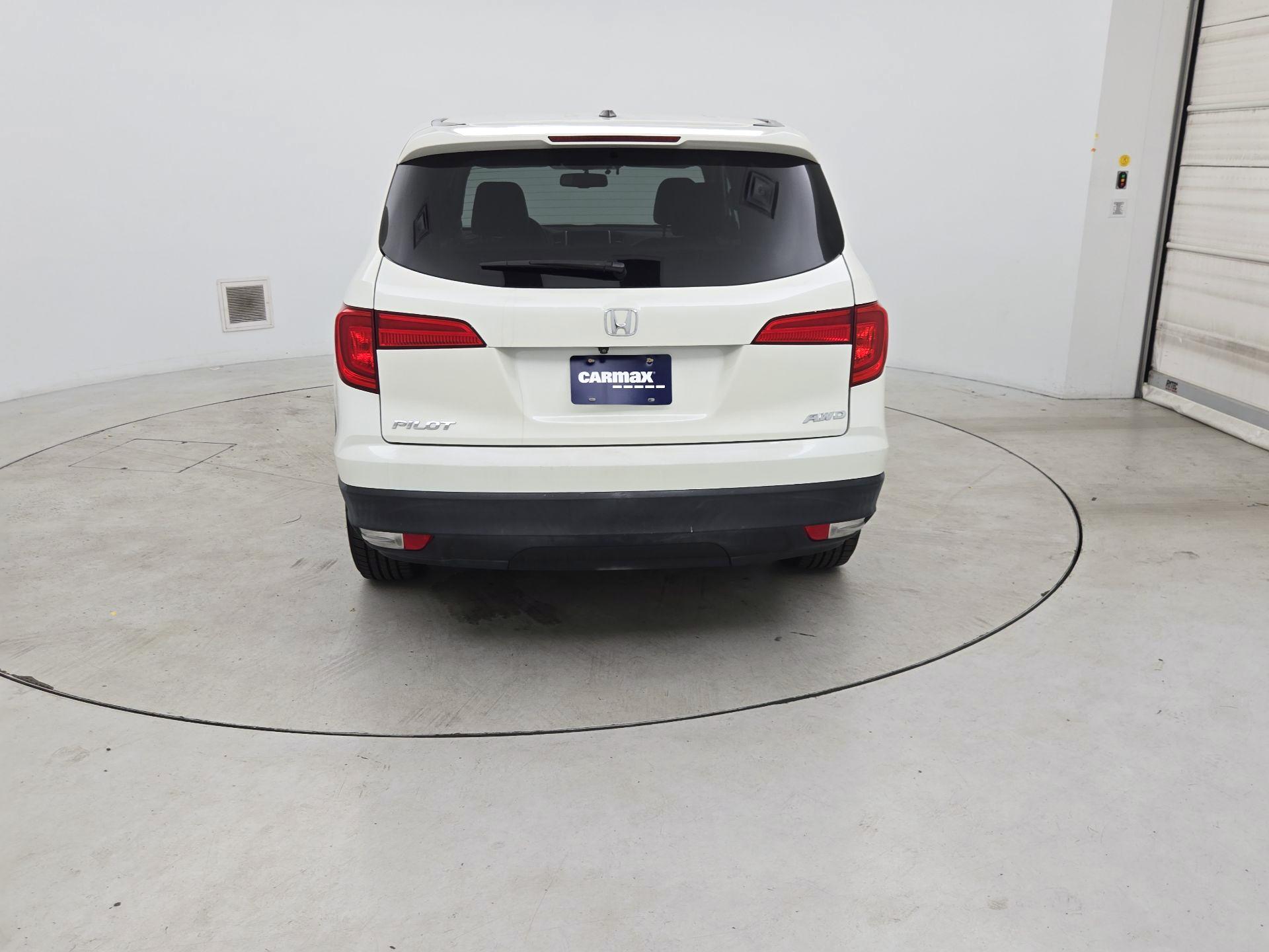 Thumbnail: 2016 Honda Pilot - 6