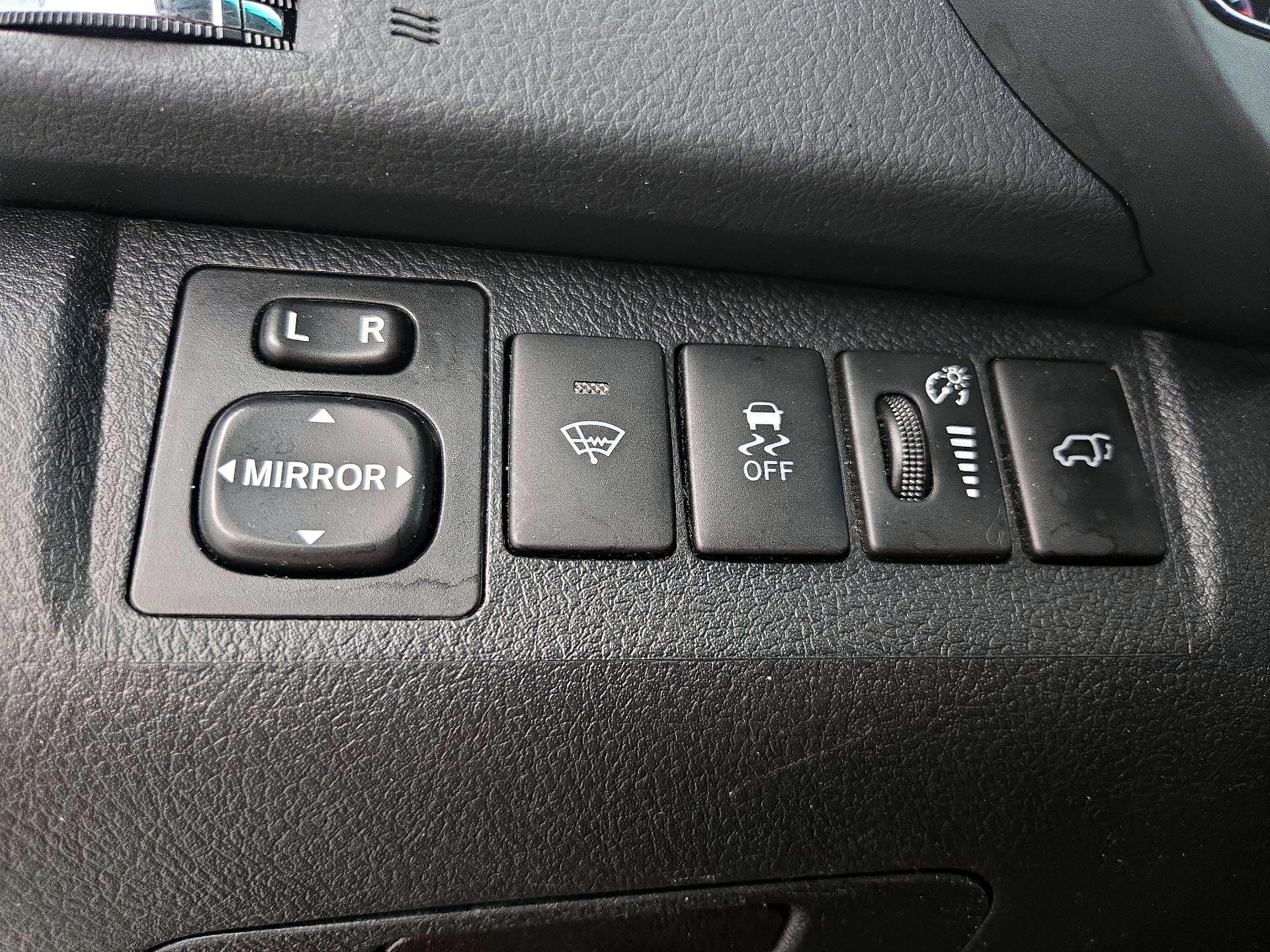 Thumbnail: 2013 Toyota Highlander - 13