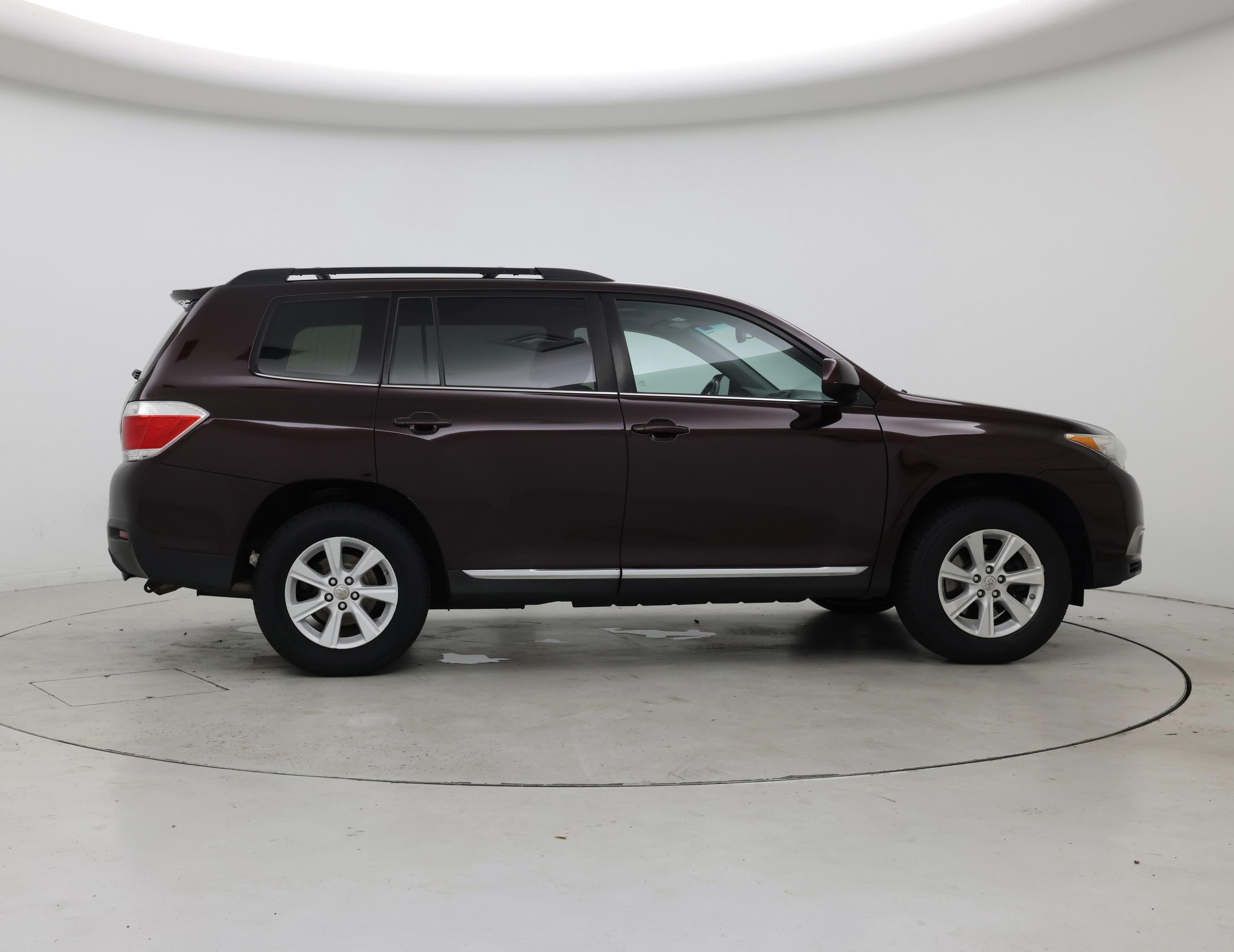 Thumbnail: 2013 Toyota Highlander - 7