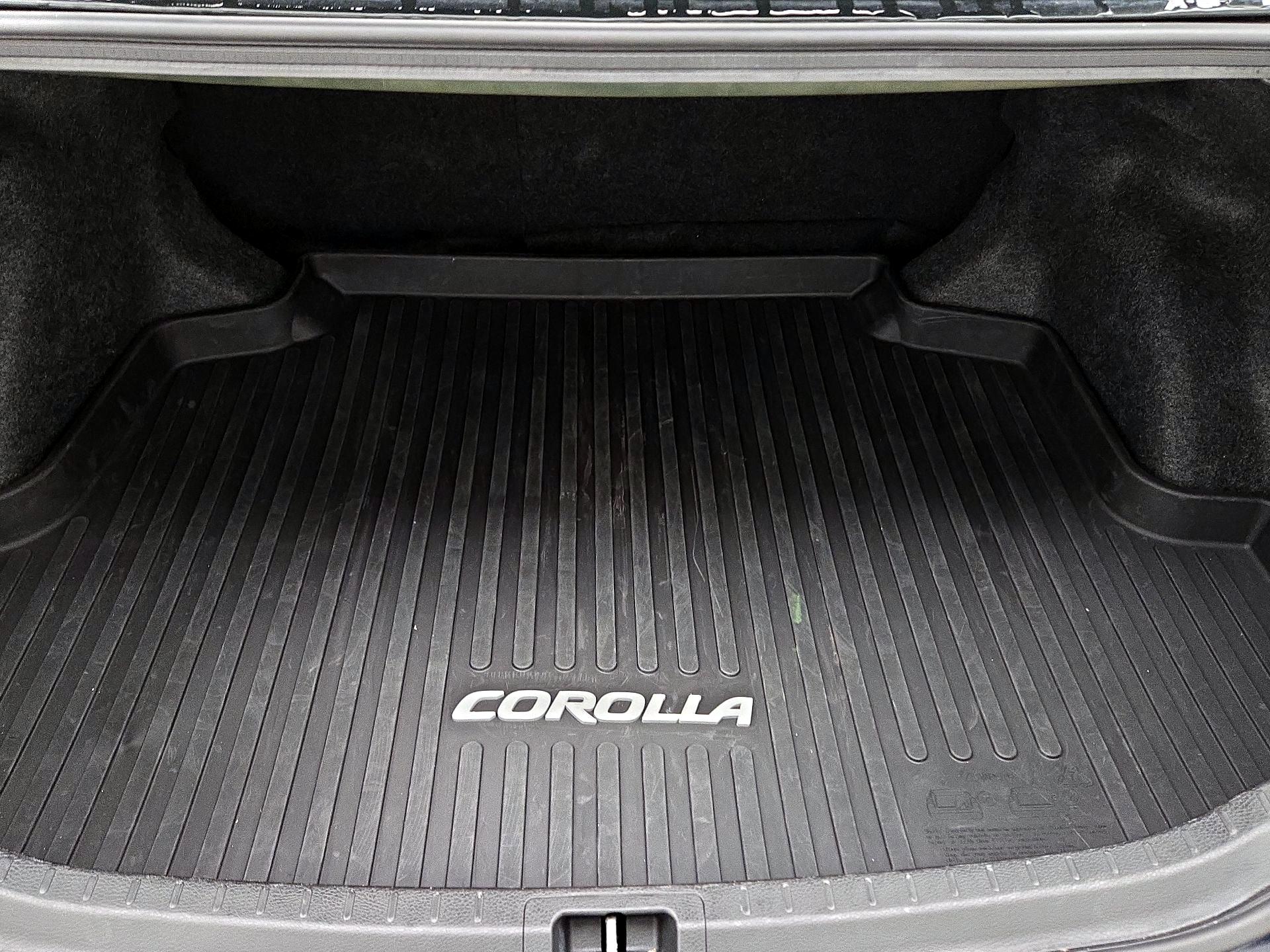 Thumbnail: 2019 Toyota Corolla - 18