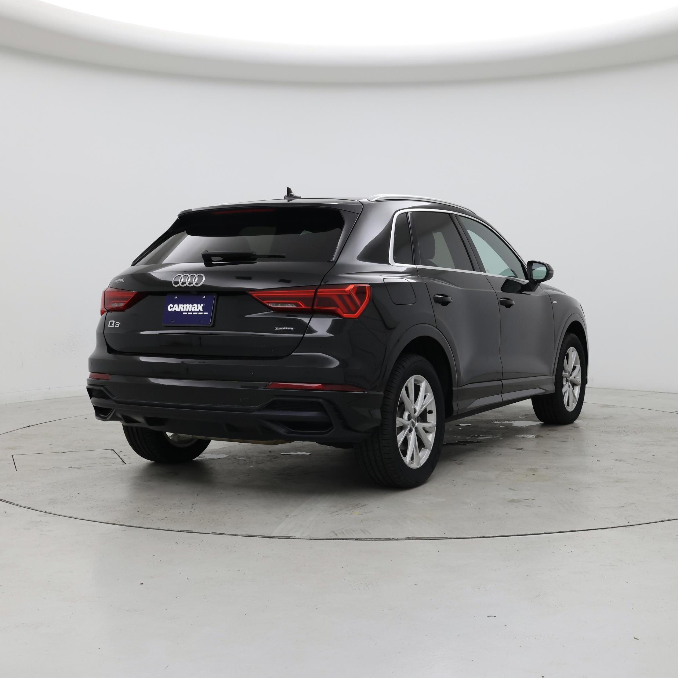 Thumbnail: 2021 Audi Q3 - 8