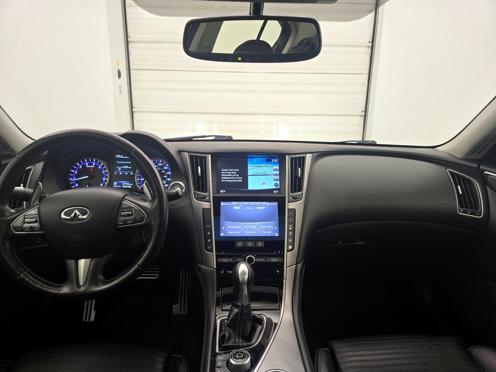 Thumbnail: 2015 INFINITI Q50 - 9