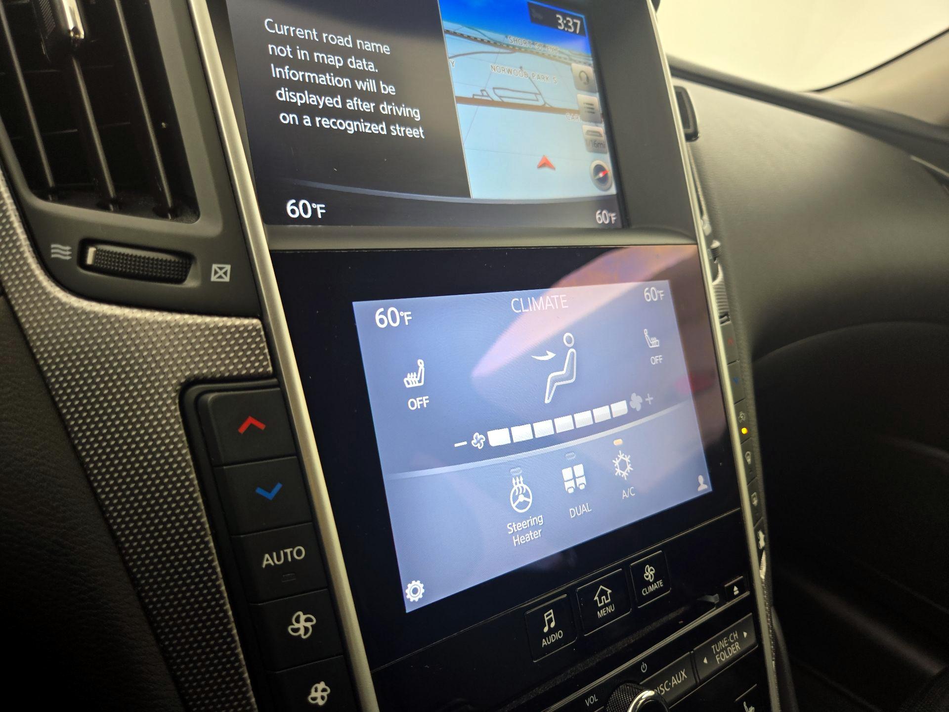 Thumbnail: 2015 INFINITI Q50 - 17
