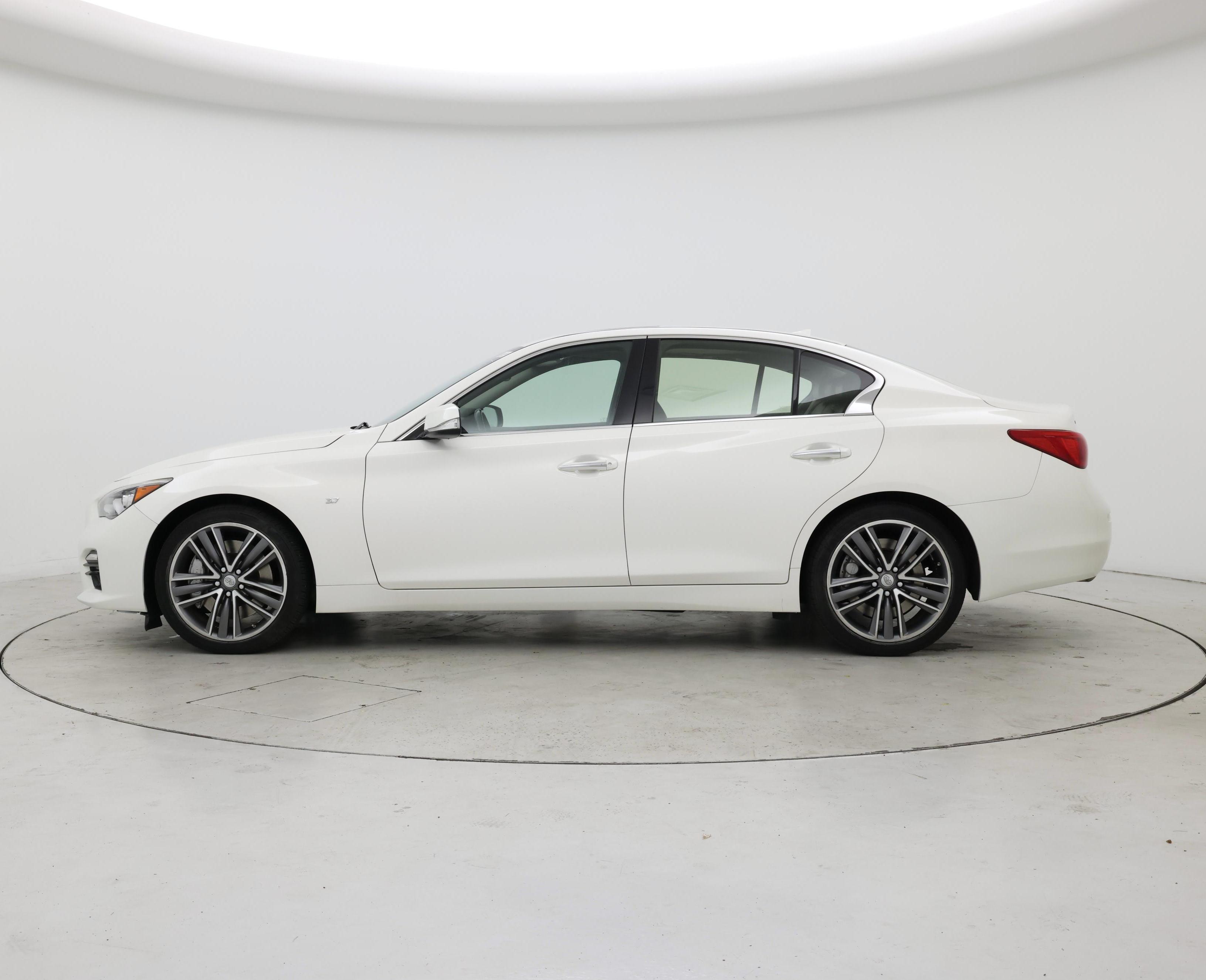 Thumbnail: 2015 INFINITI Q50 - 3