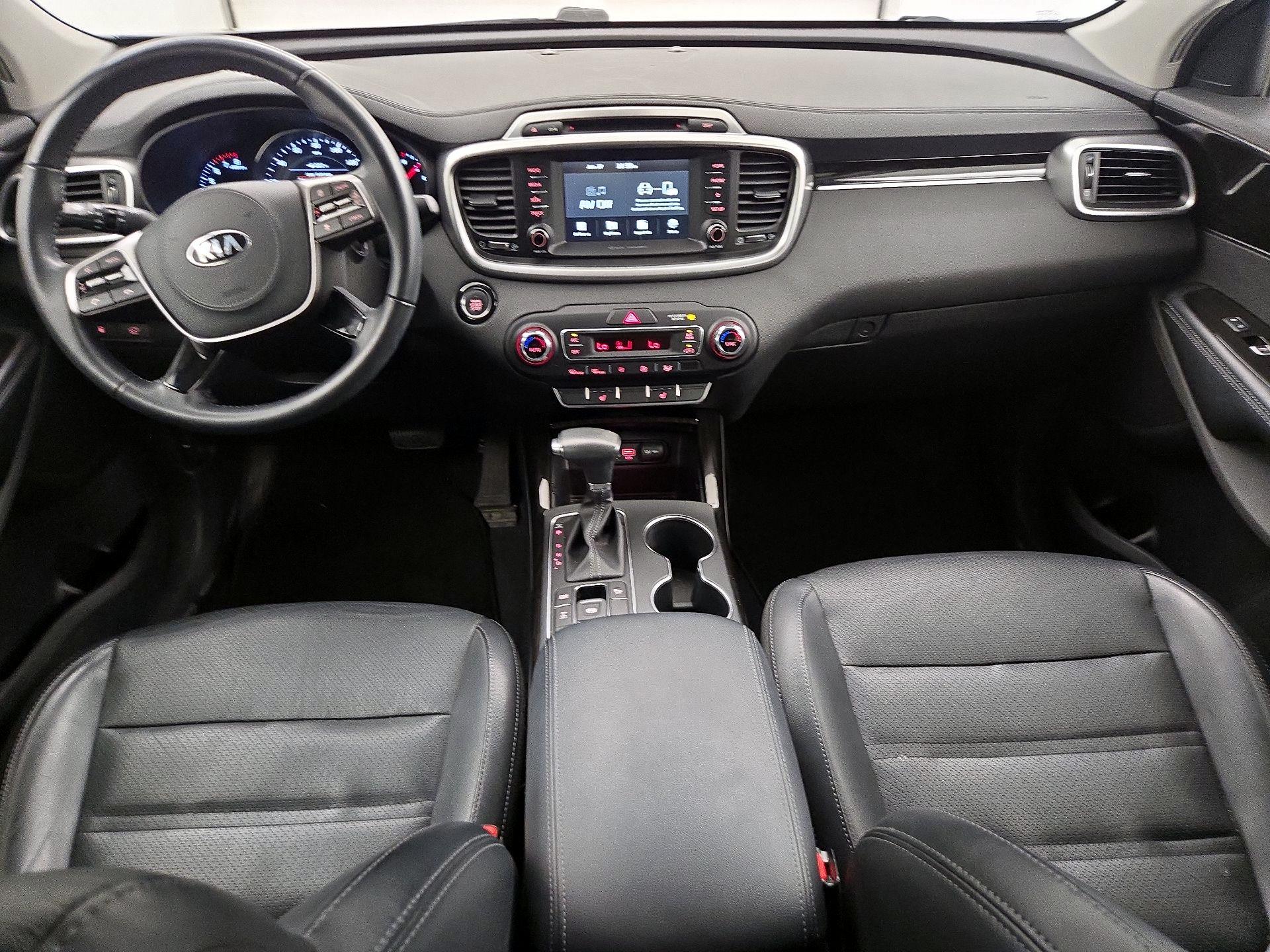 Thumbnail: 2019 Kia Sorento - 9