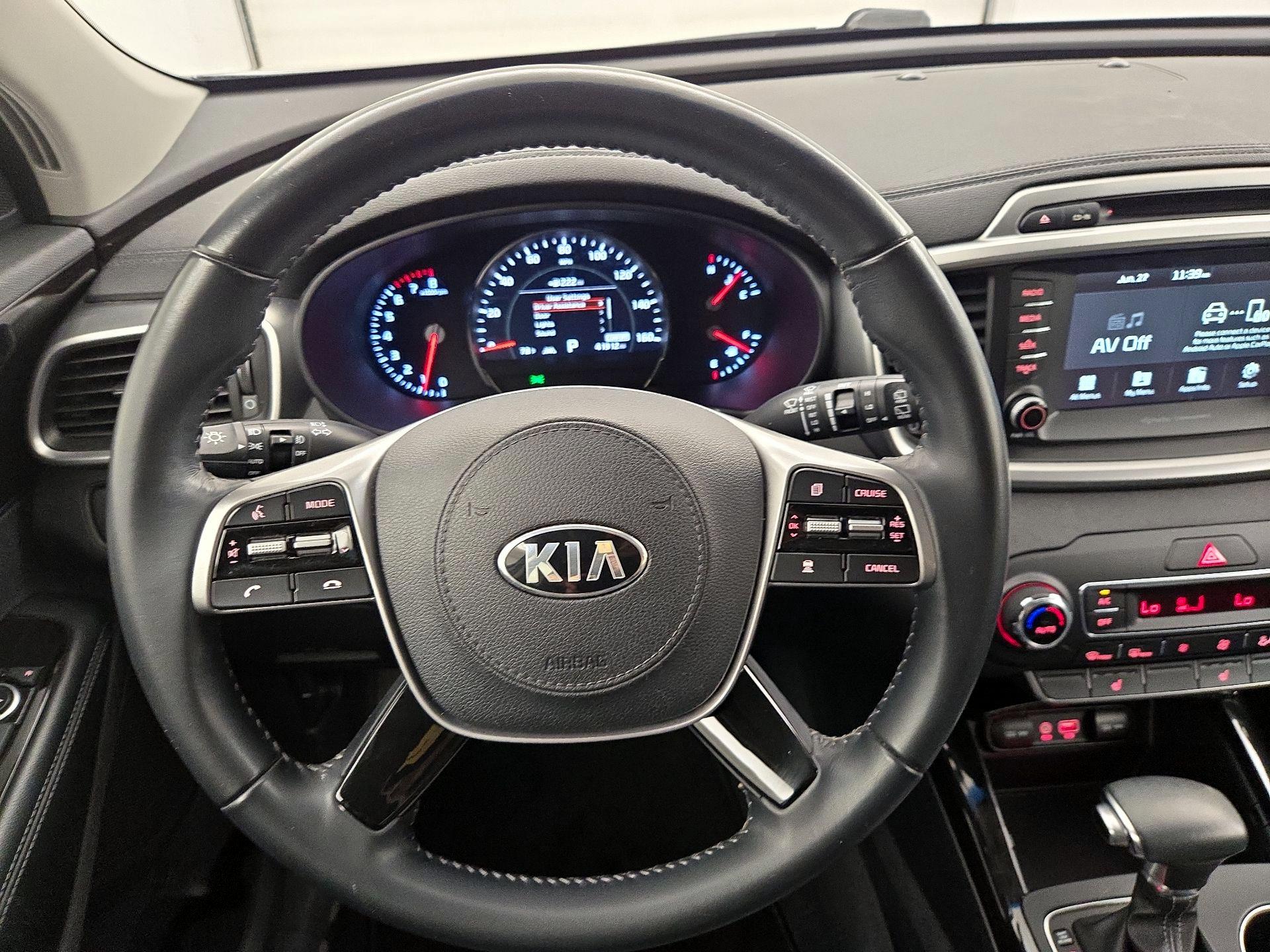 Thumbnail: 2019 Kia Sorento - 10