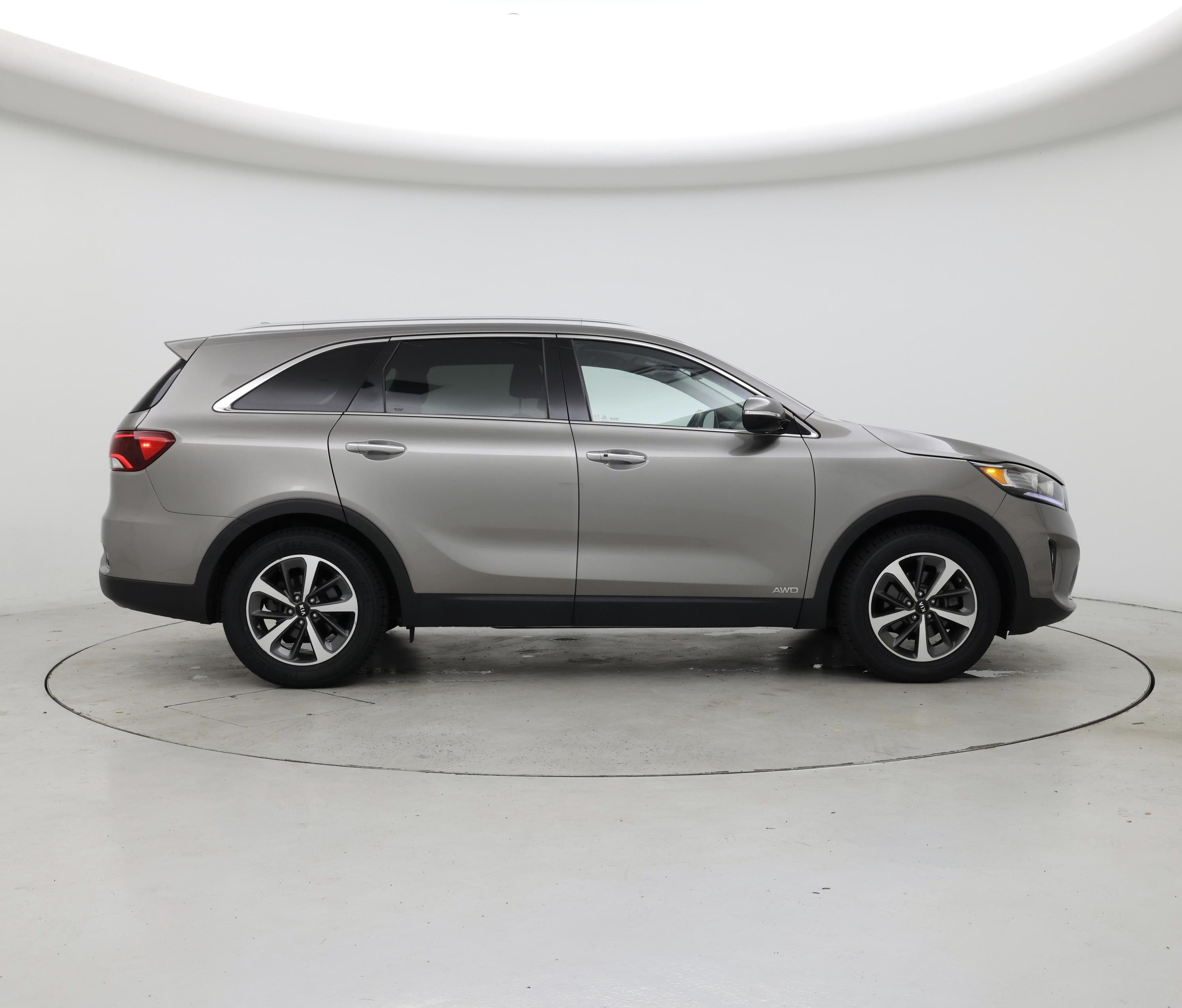 Thumbnail: 2019 Kia Sorento - 7
