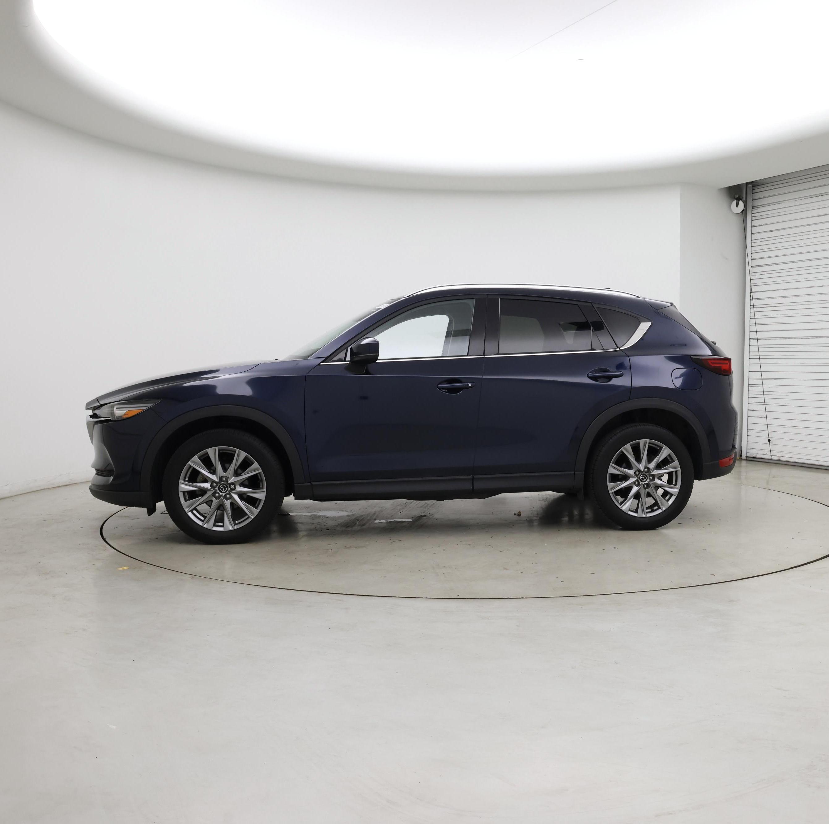 Thumbnail: 2021 Mazda CX-5 - 3