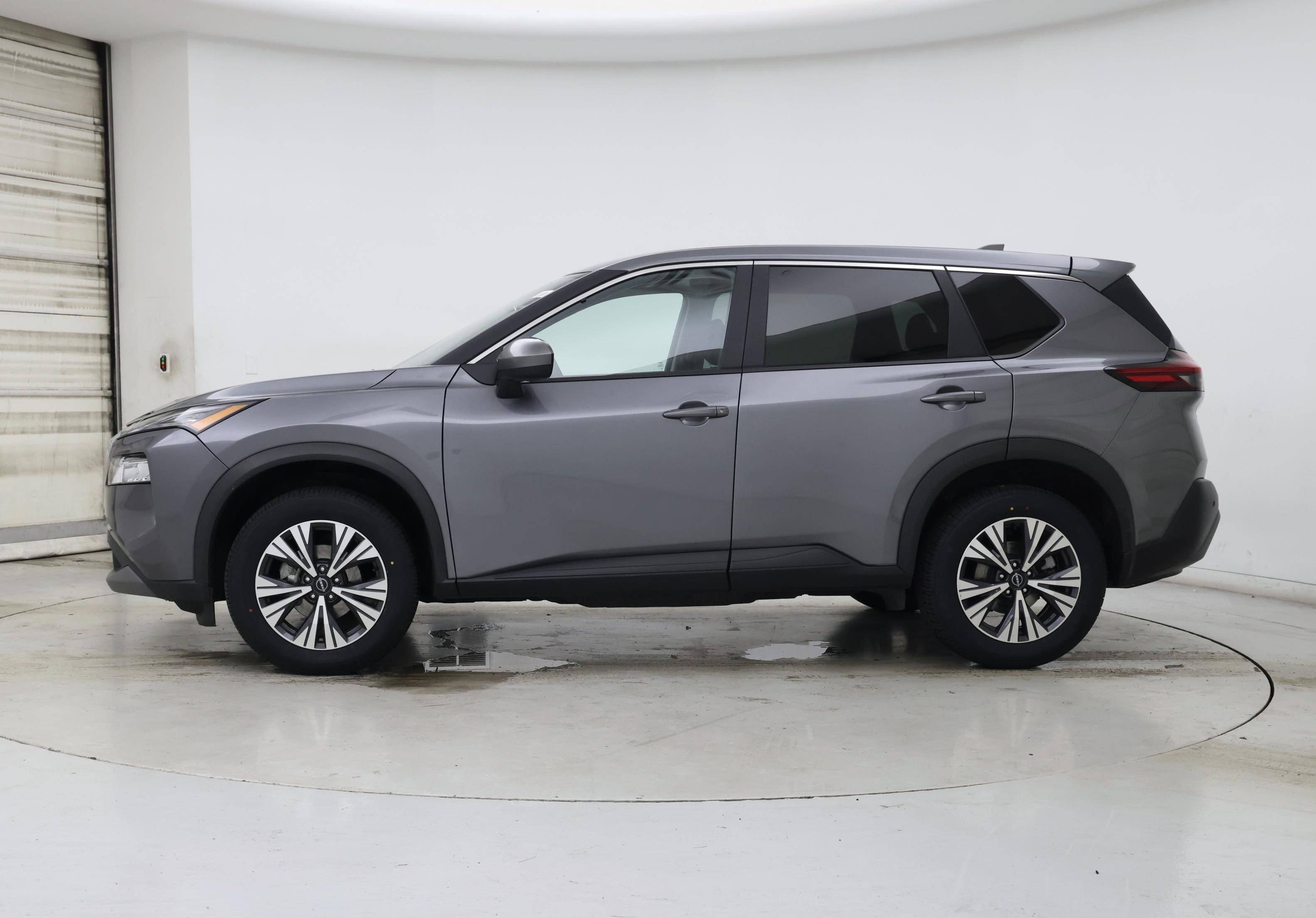 Thumbnail: 2023 Nissan Rogue - 3