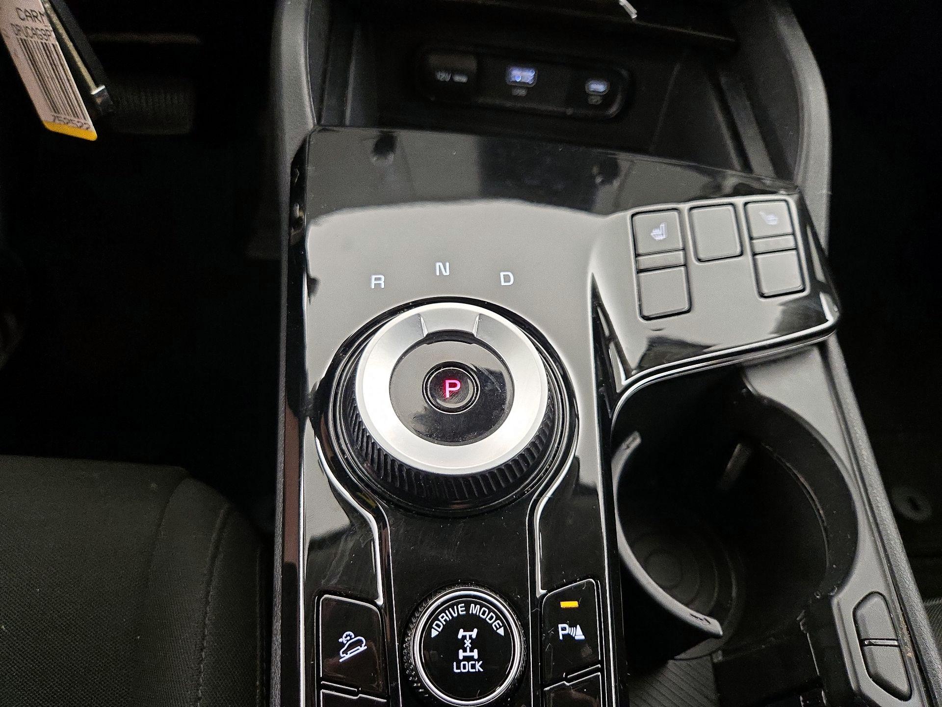 Thumbnail: 2023 Kia Sportage - 17
