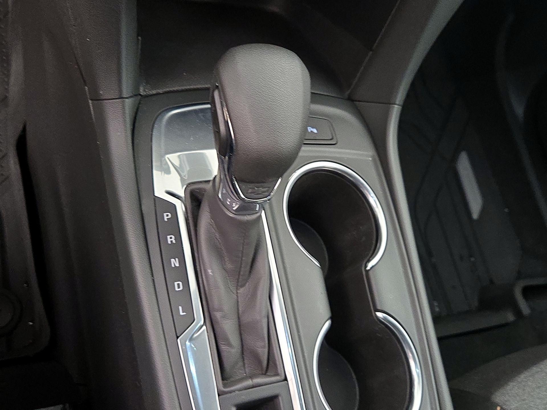 Thumbnail: 2022 Chevrolet Equinox - 17
