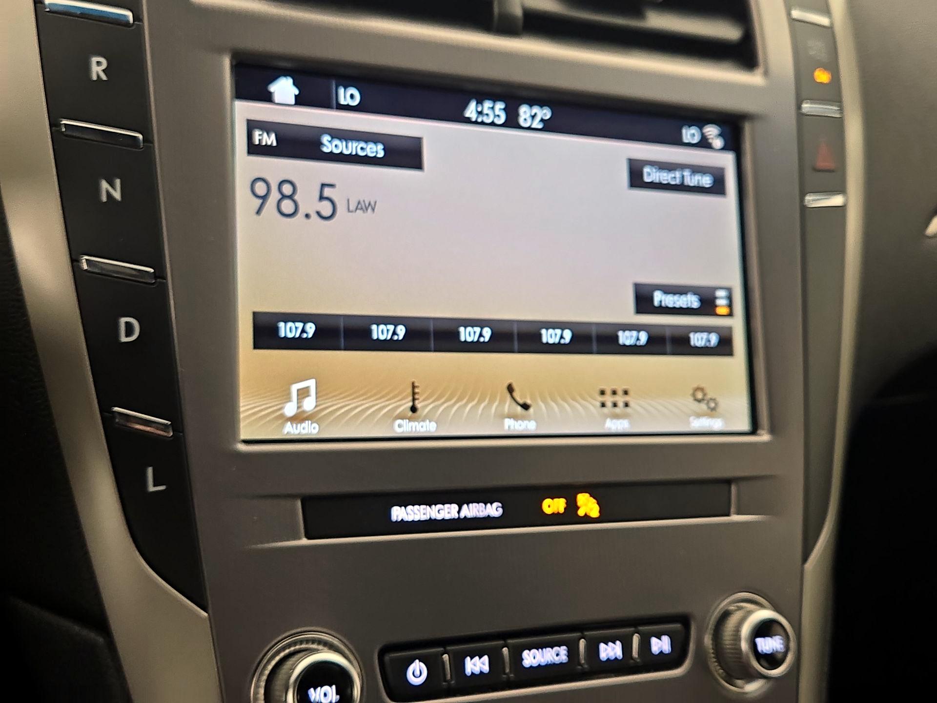 Thumbnail: 2019 Lincoln MKZ - 15