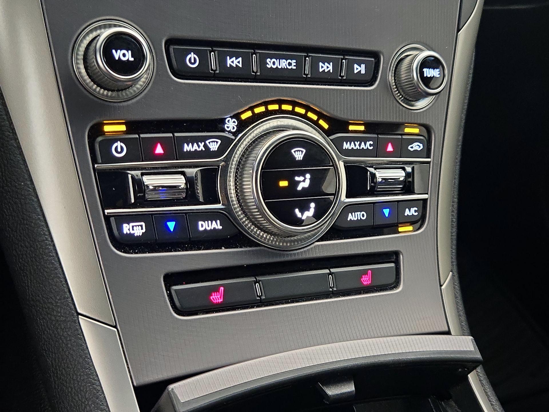 Thumbnail: 2019 Lincoln MKZ - 16