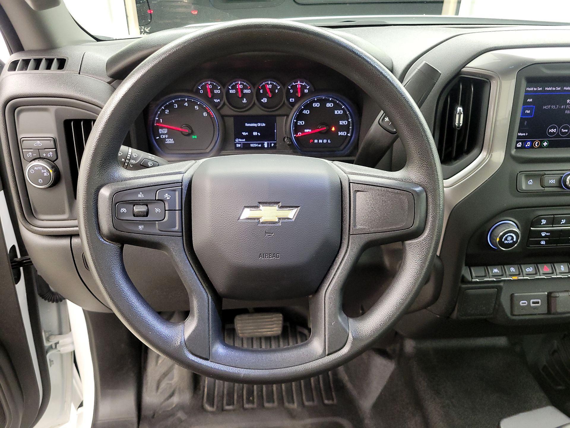 Thumbnail: 2024 Chevrolet Silverado 1500 - 10