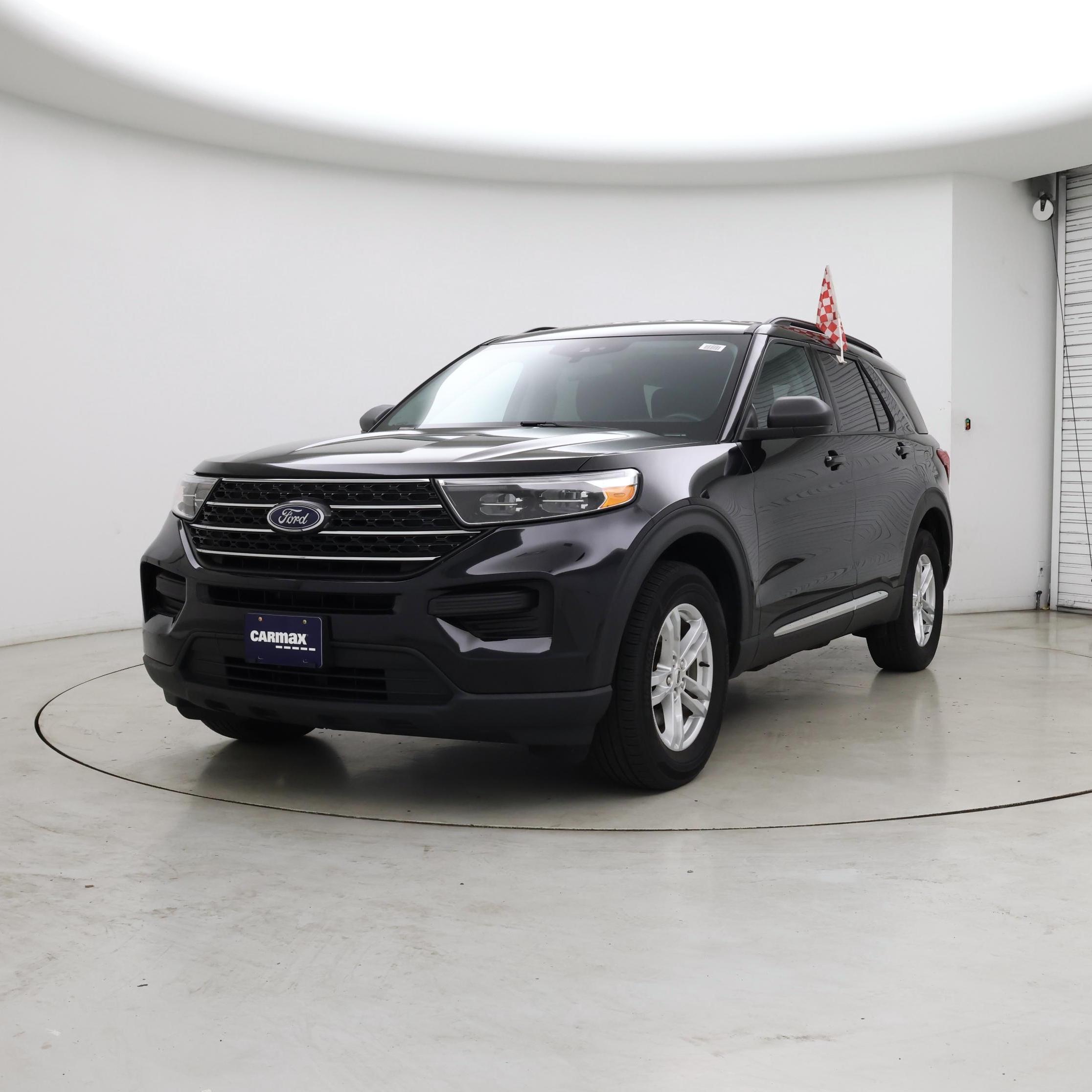 Thumbnail: 2022 Ford Explorer - 4
