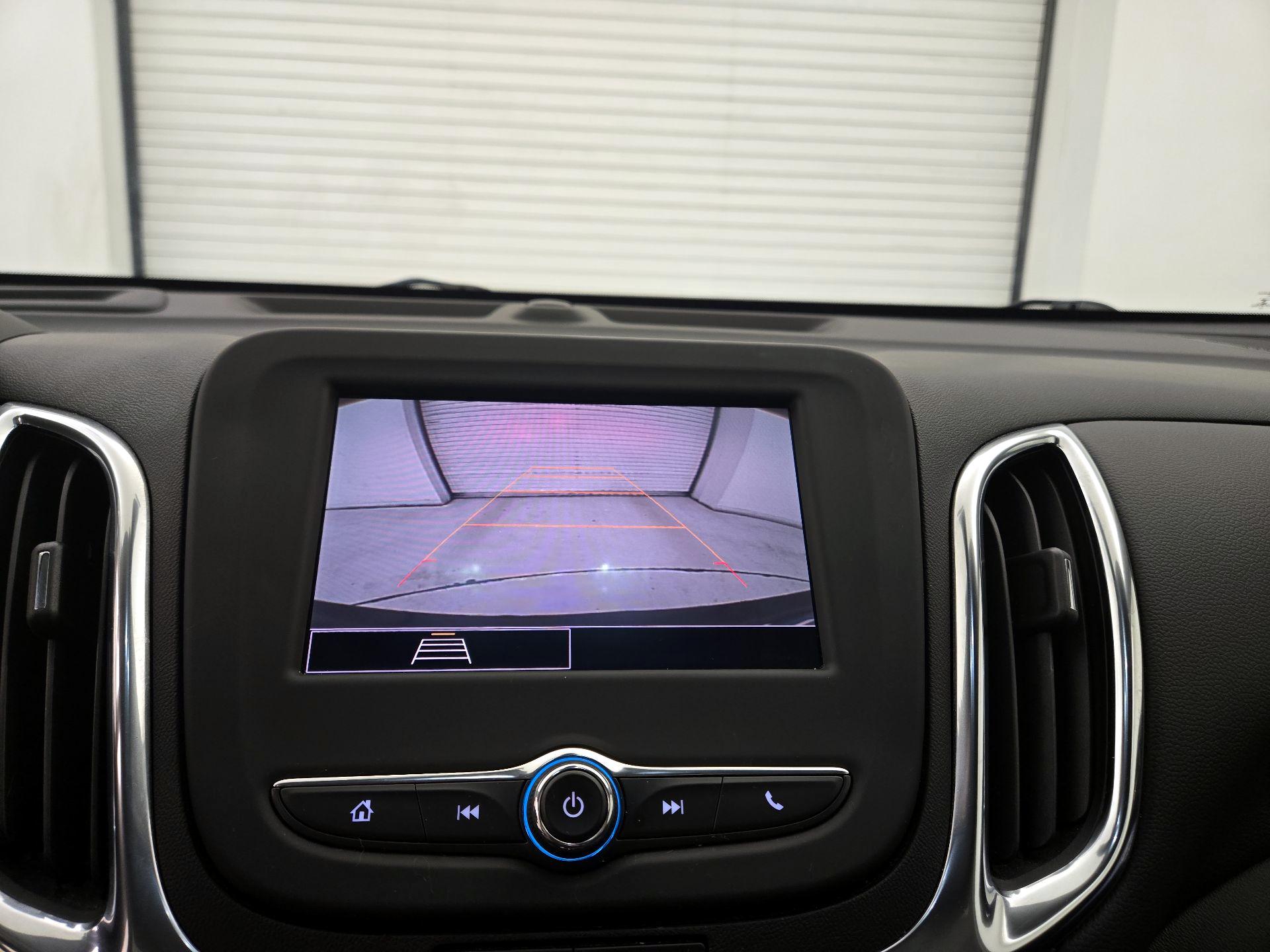 Thumbnail: 2022 Chevrolet Equinox - 14