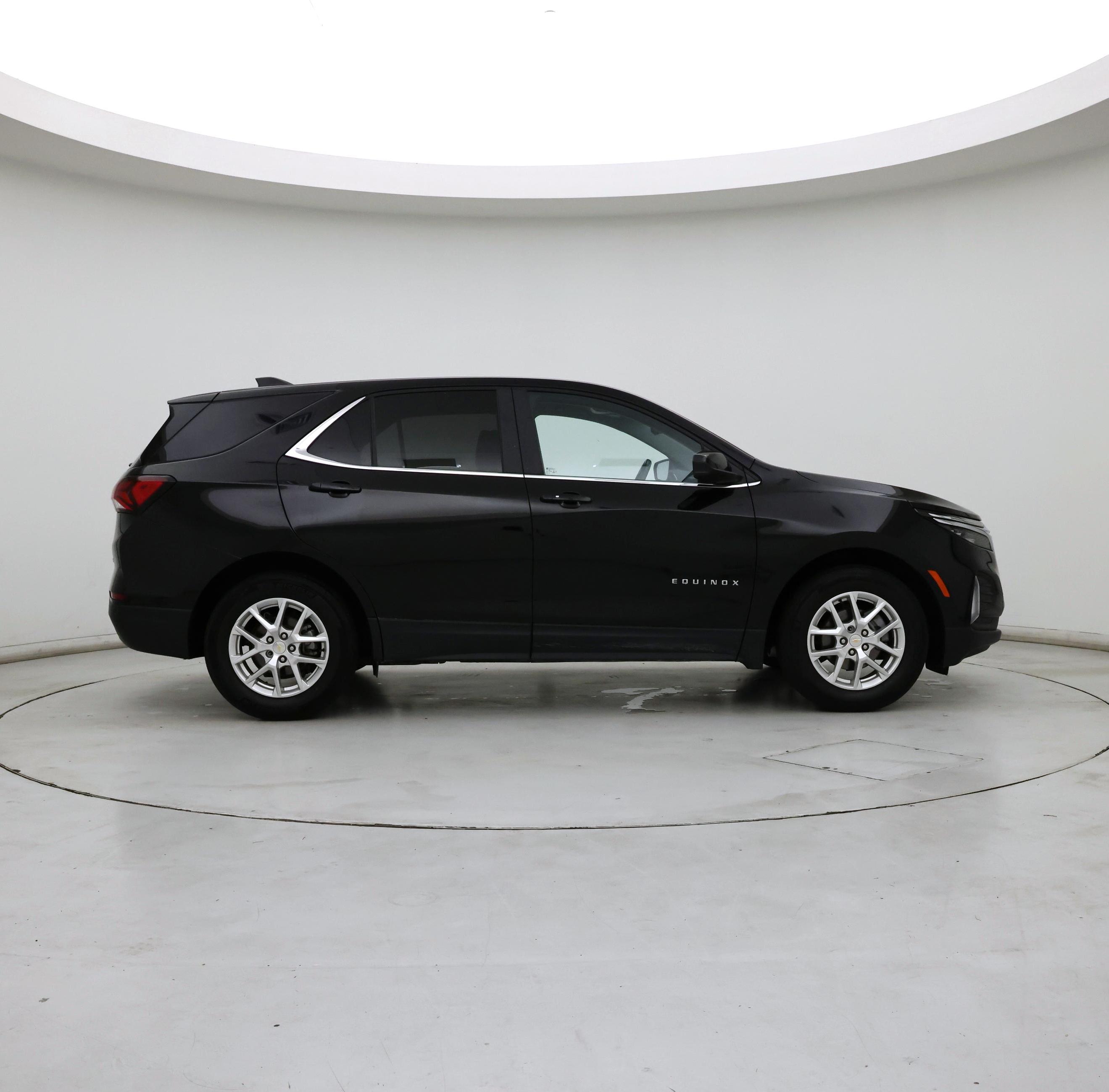 Thumbnail: 2022 Chevrolet Equinox - 7