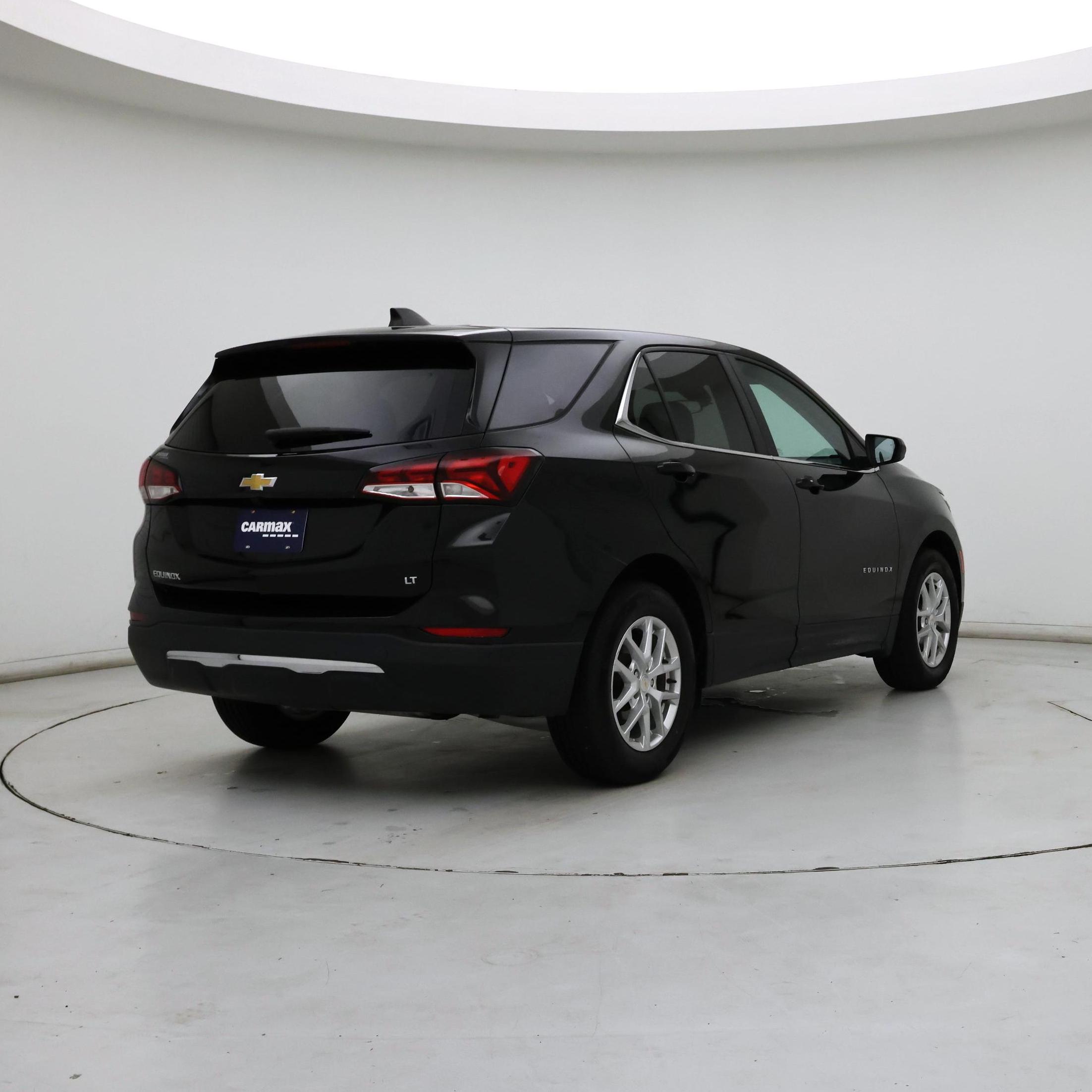 Thumbnail: 2022 Chevrolet Equinox - 8
