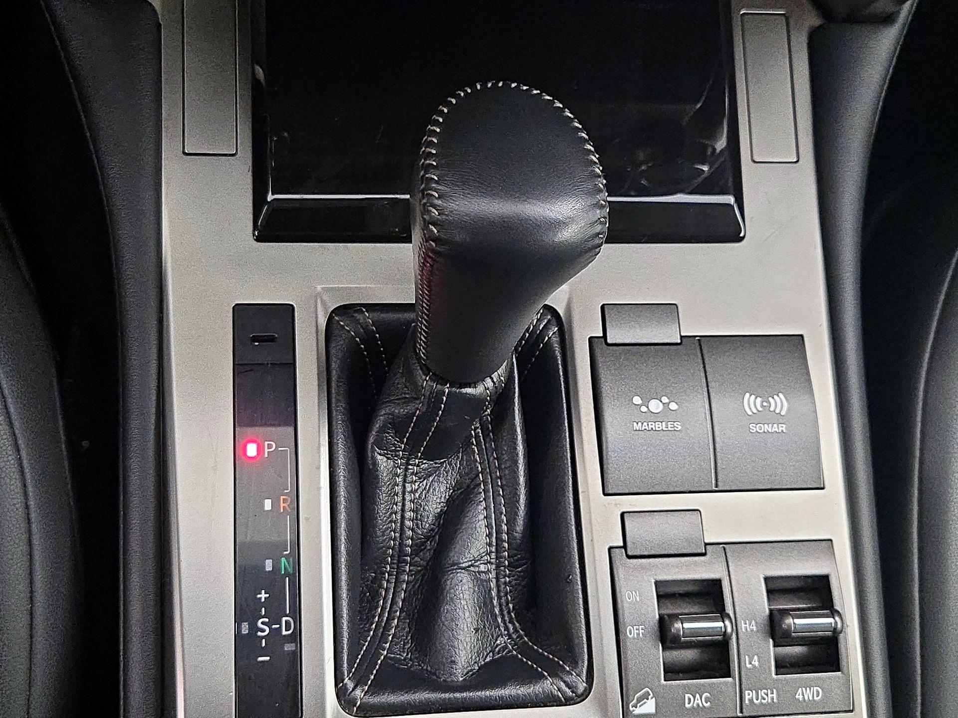 Thumbnail: 2015 Lexus GX - 17