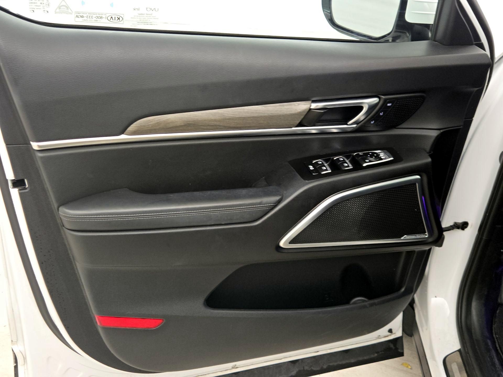 Thumbnail: 2020 Kia Telluride - 10