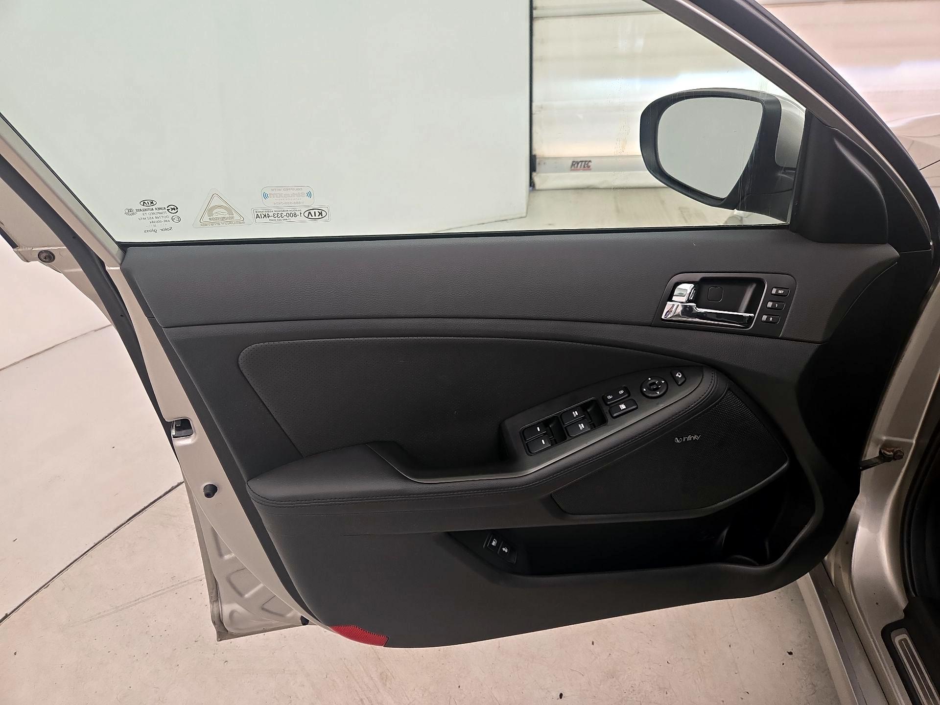 Thumbnail: 2013 Kia Optima - 12