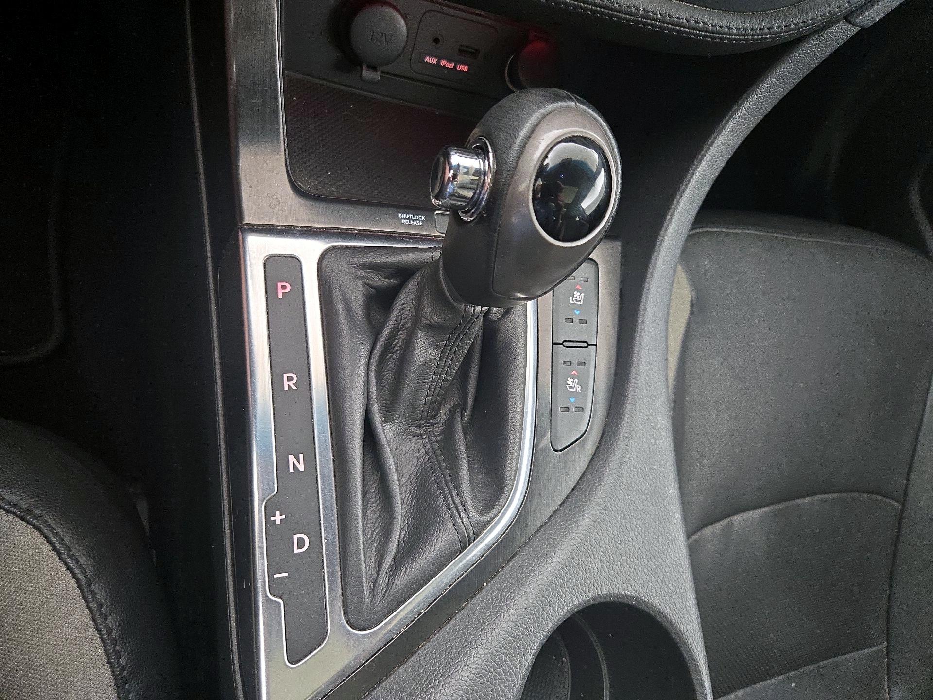 Thumbnail: 2013 Kia Optima - 17