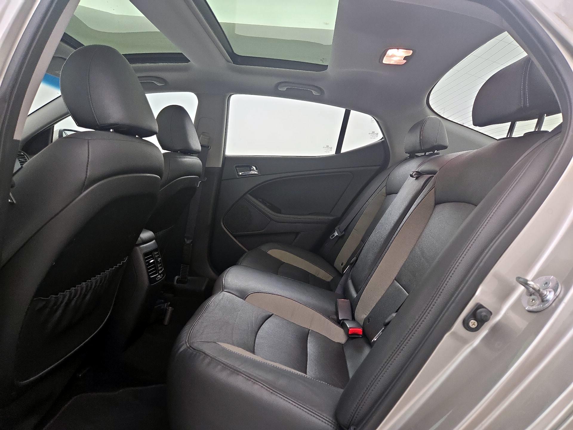 Thumbnail: 2013 Kia Optima - 20