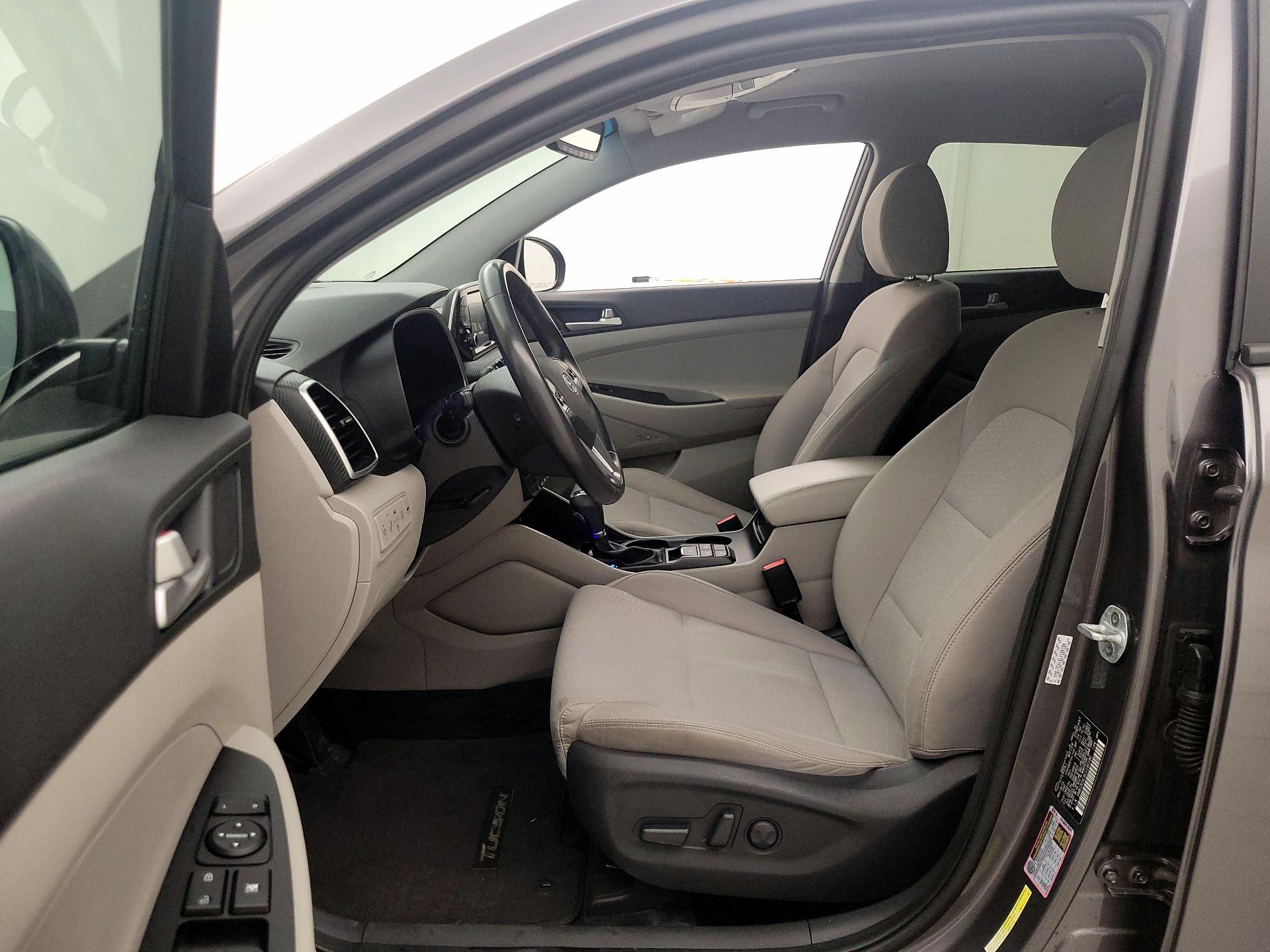 Thumbnail: 2020 Hyundai Tucson - 11
