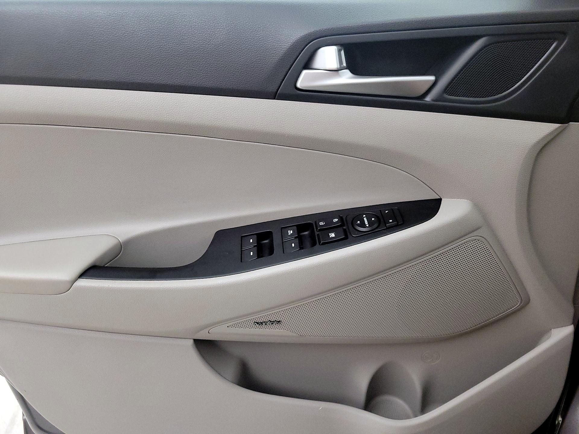 Thumbnail: 2020 Hyundai Tucson - 12