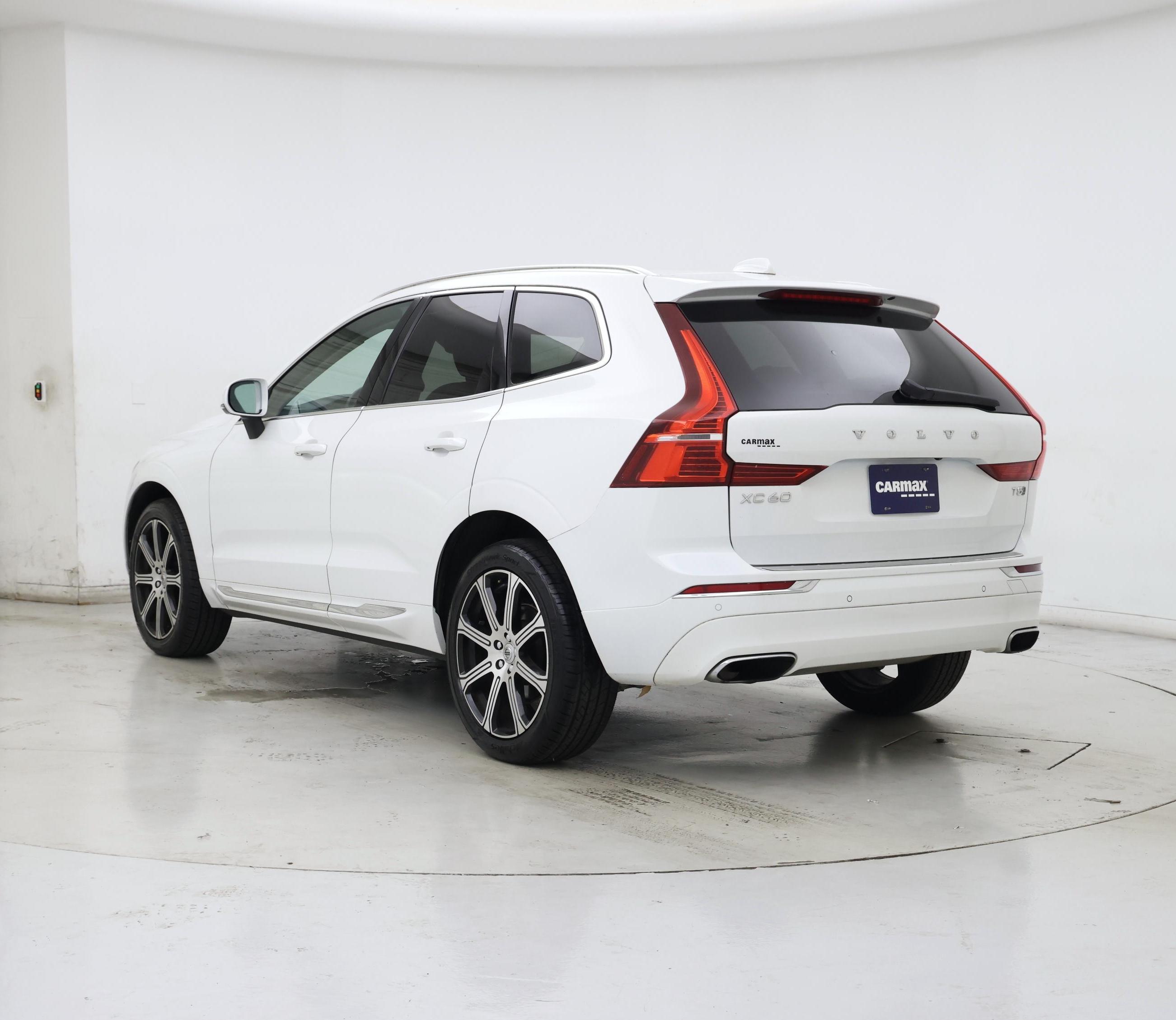 Thumbnail: 2021 Volvo XC60 - 2