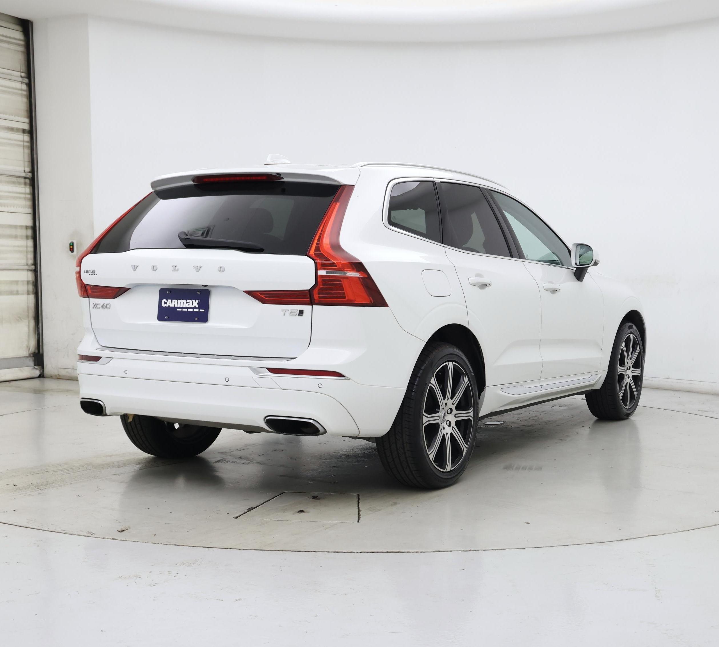 Thumbnail: 2021 Volvo XC60 - 8