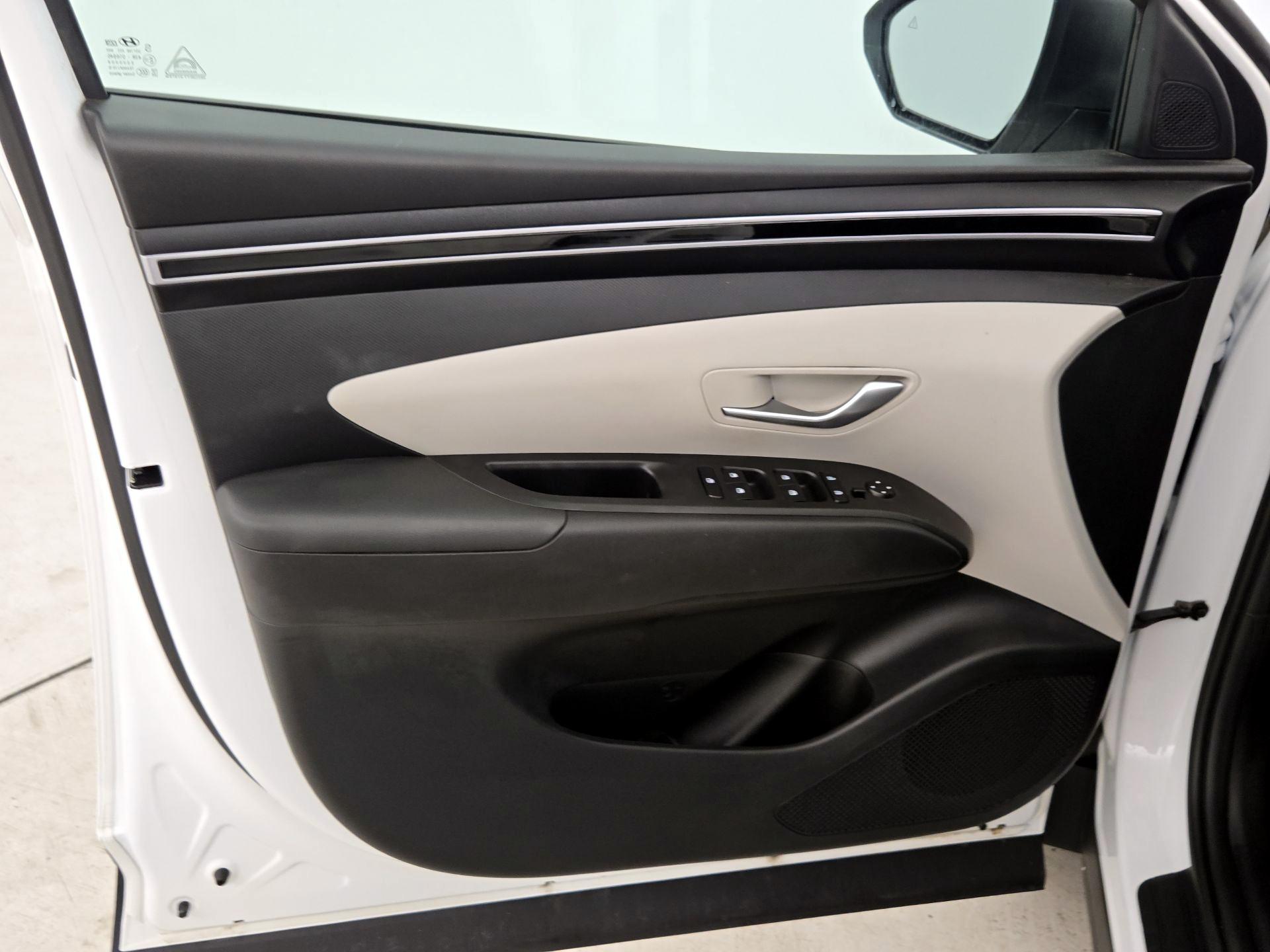 Thumbnail: 2023 Hyundai Tucson - 12