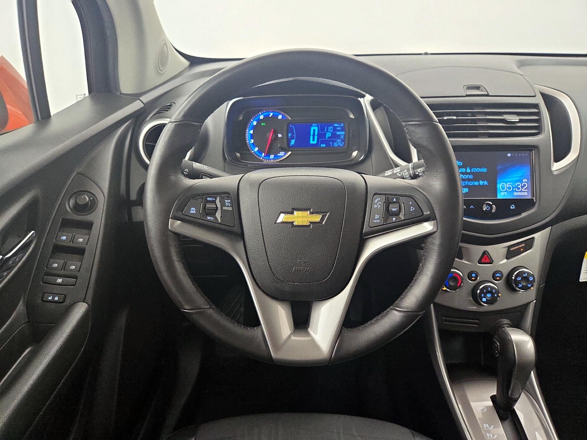 Thumbnail: 2016 Chevrolet Trax - 10