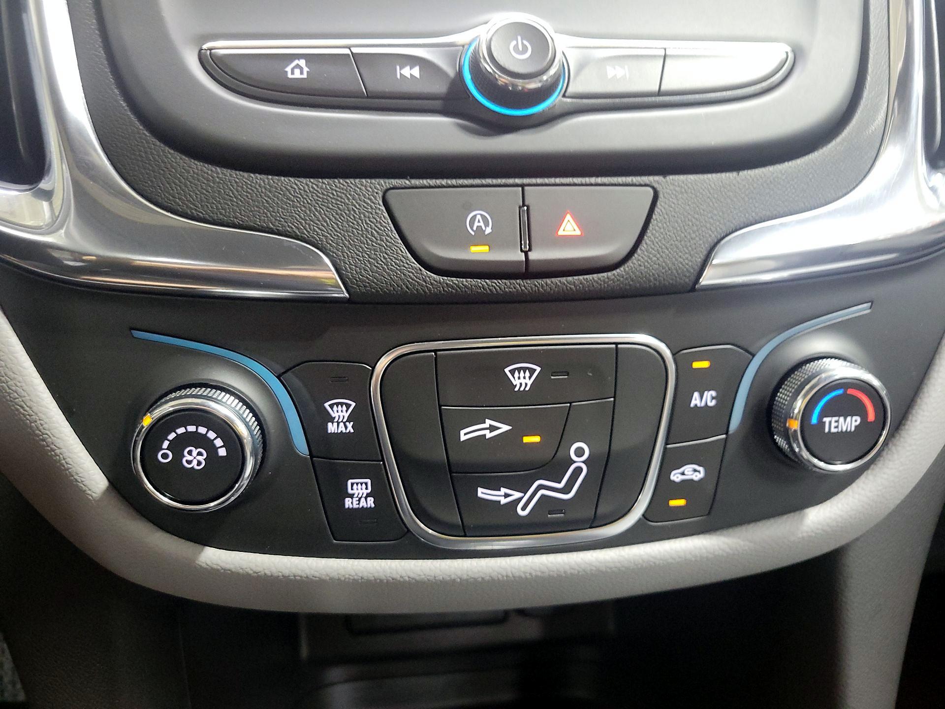 Thumbnail: 2023 Chevrolet Equinox - 16