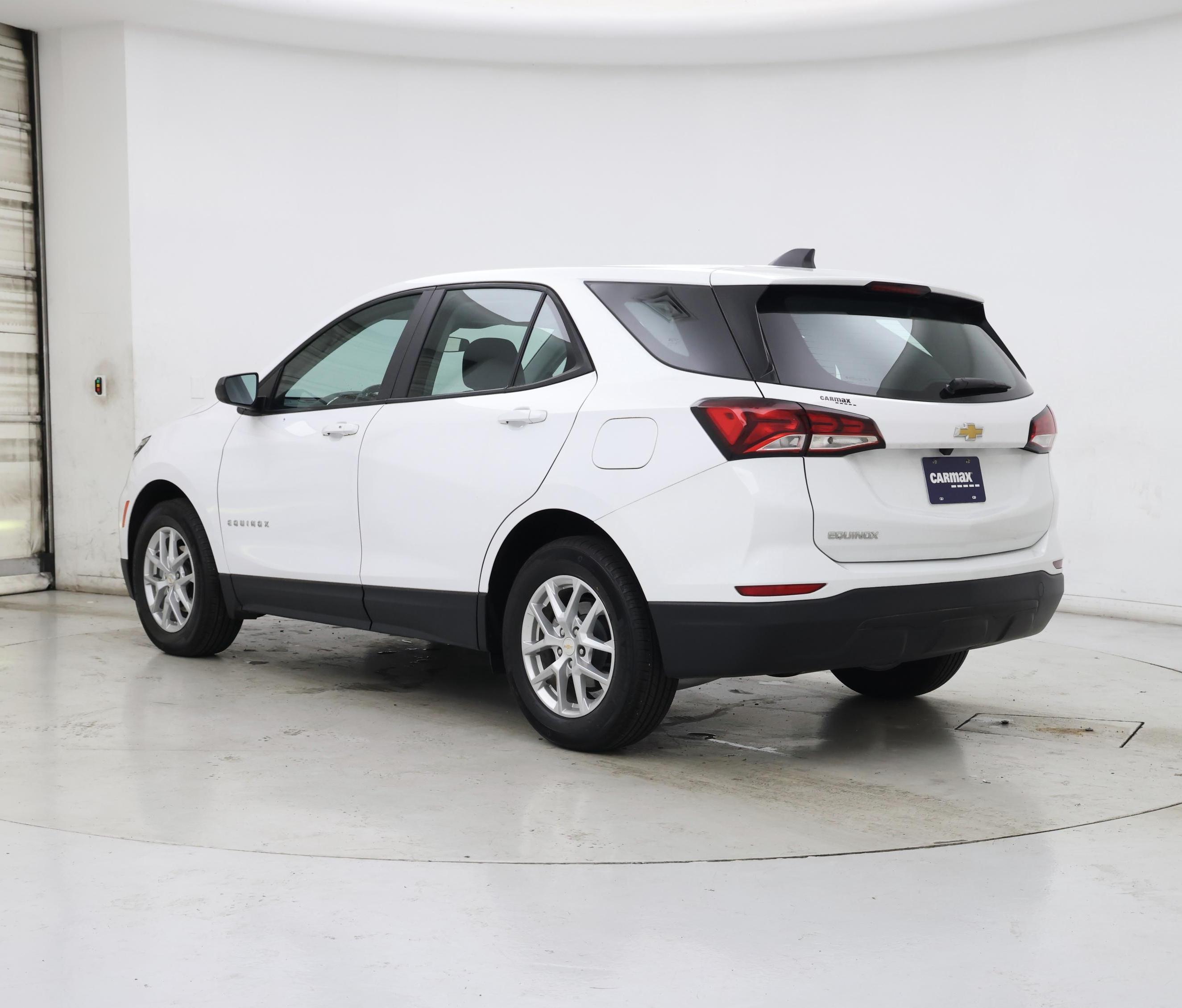 Thumbnail: 2023 Chevrolet Equinox - 2