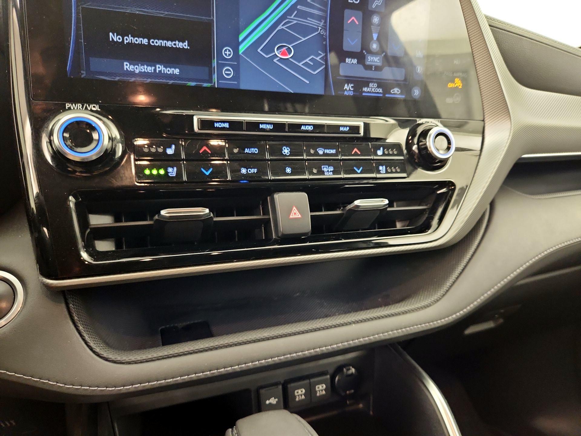 Thumbnail: 2021 Toyota Highlander - 16
