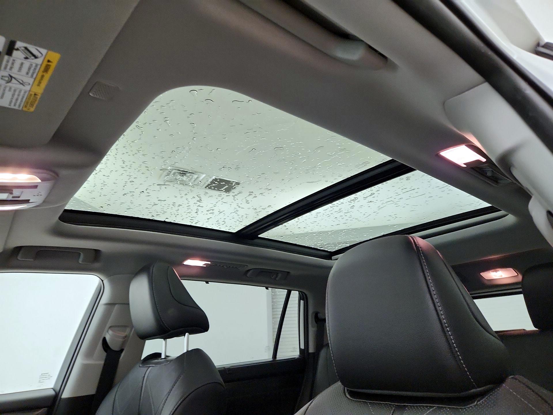 Thumbnail: 2021 Toyota Highlander - 19