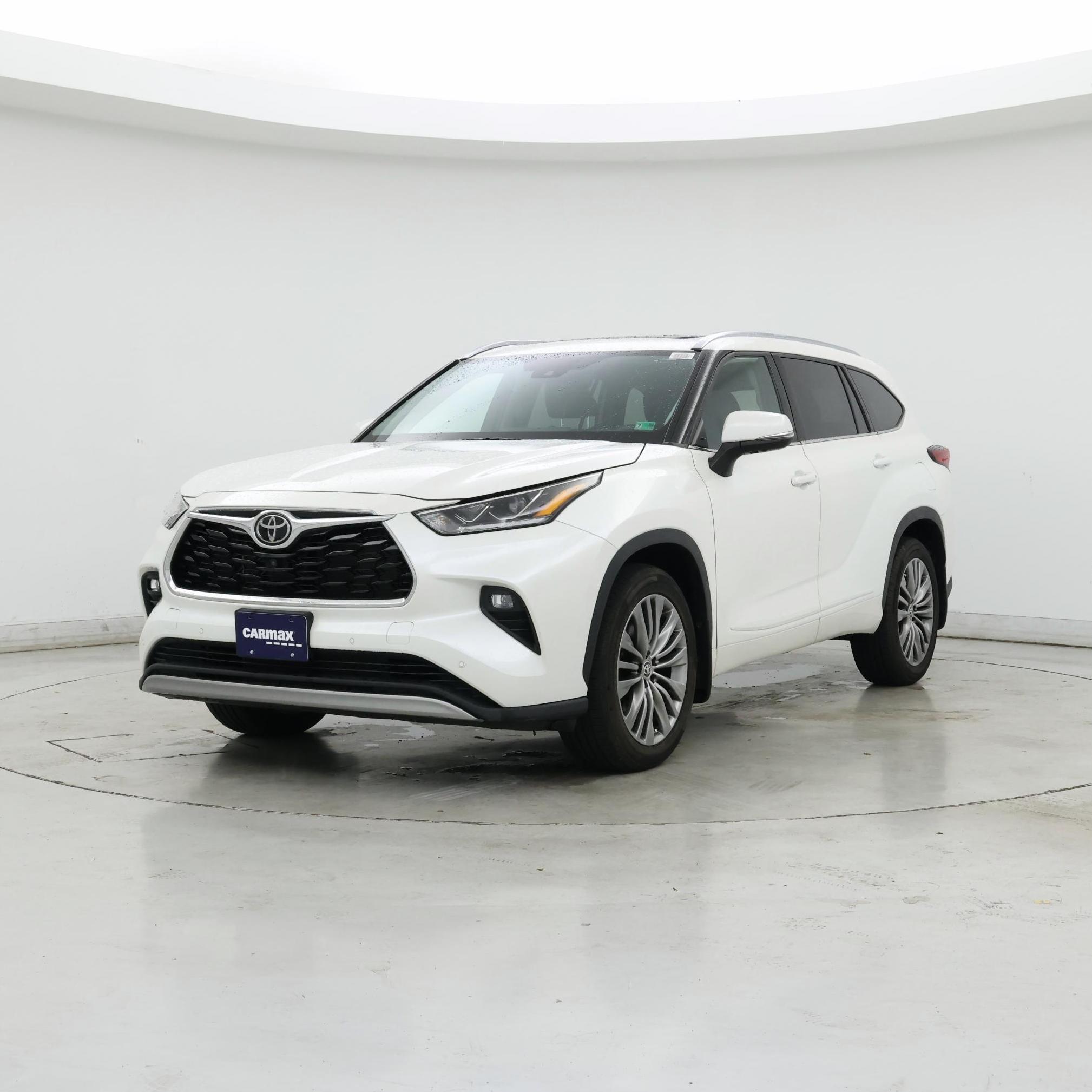 Thumbnail: 2021 Toyota Highlander - 4