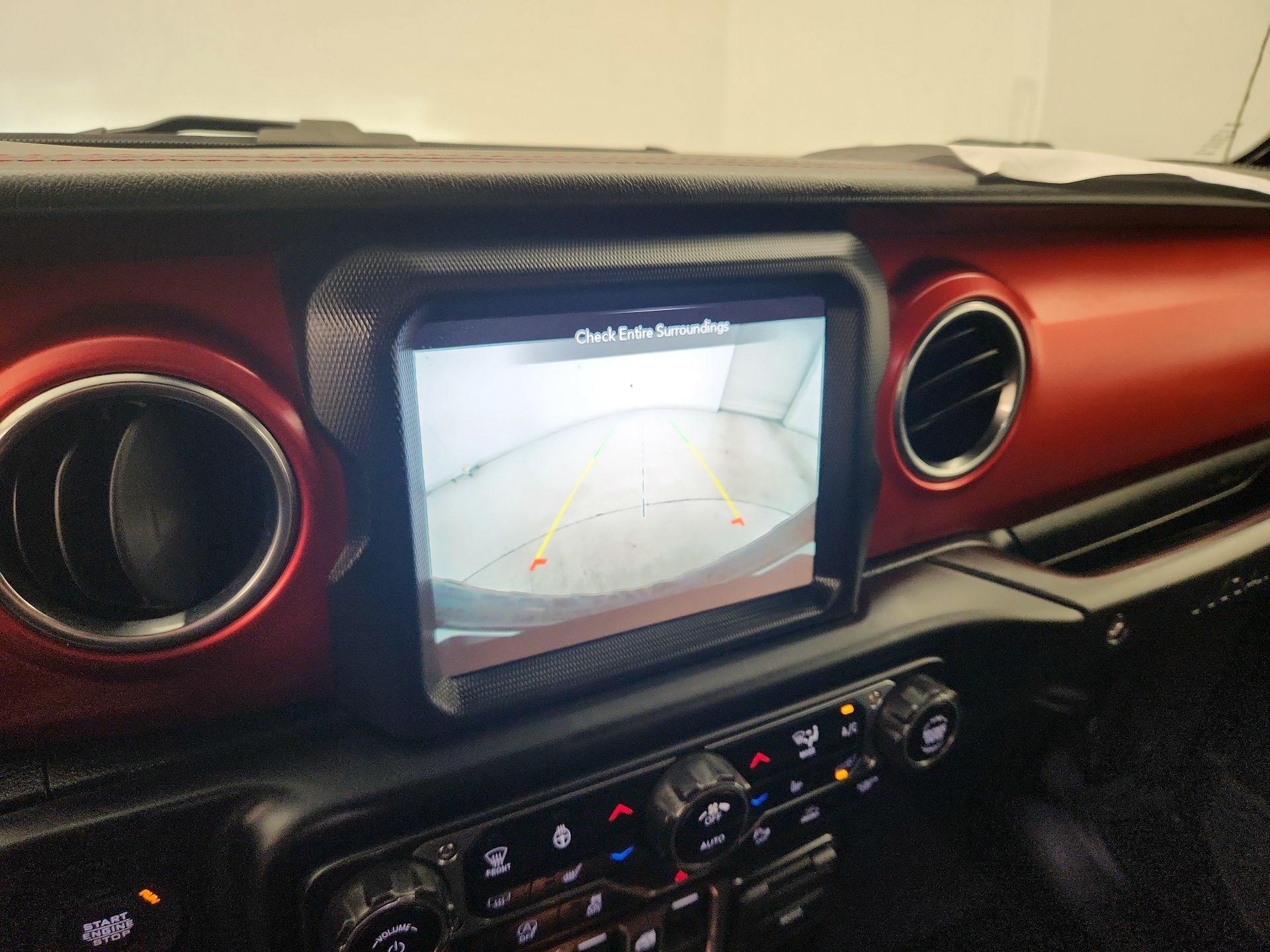 Thumbnail: 2021 Jeep Wrangler - 15