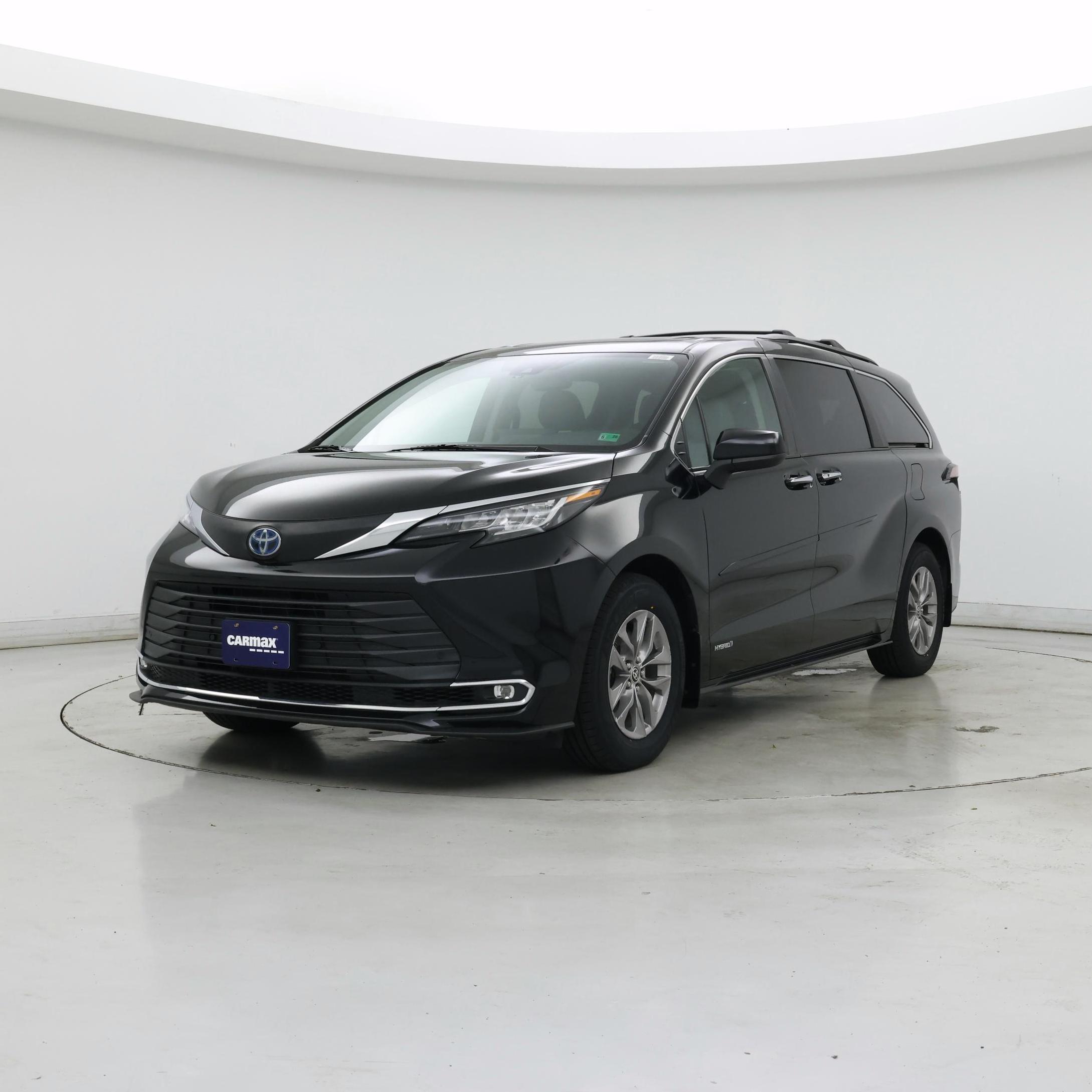 Thumbnail: 2021 Toyota Sienna - 4